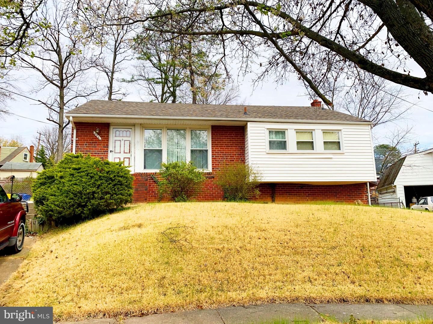 6512 Quentin COURT
