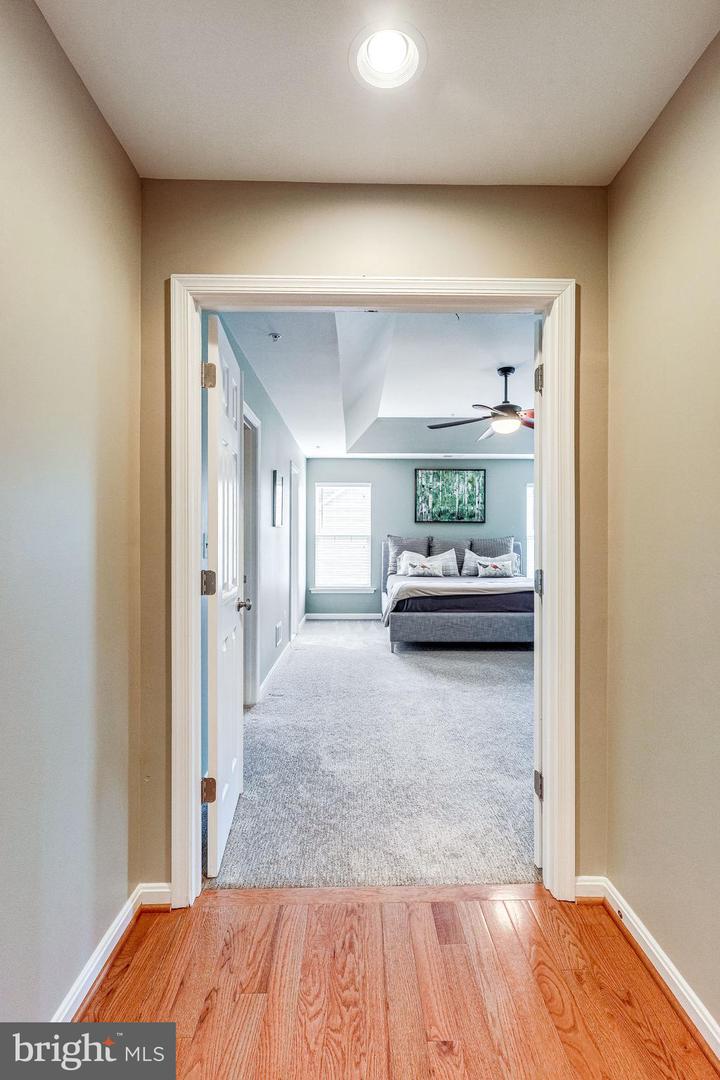 8800 Nancy LANE