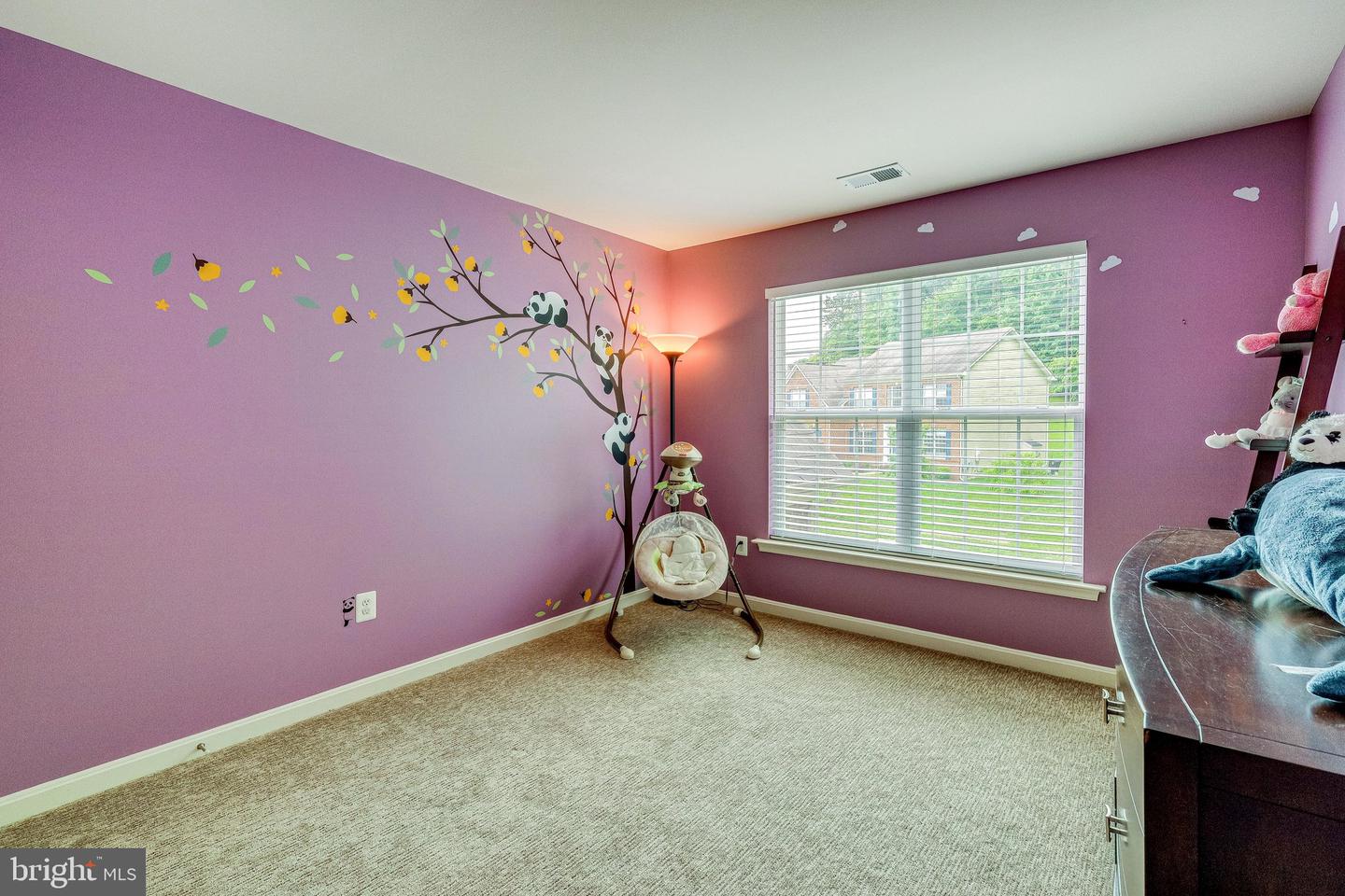 8800 Nancy LANE
