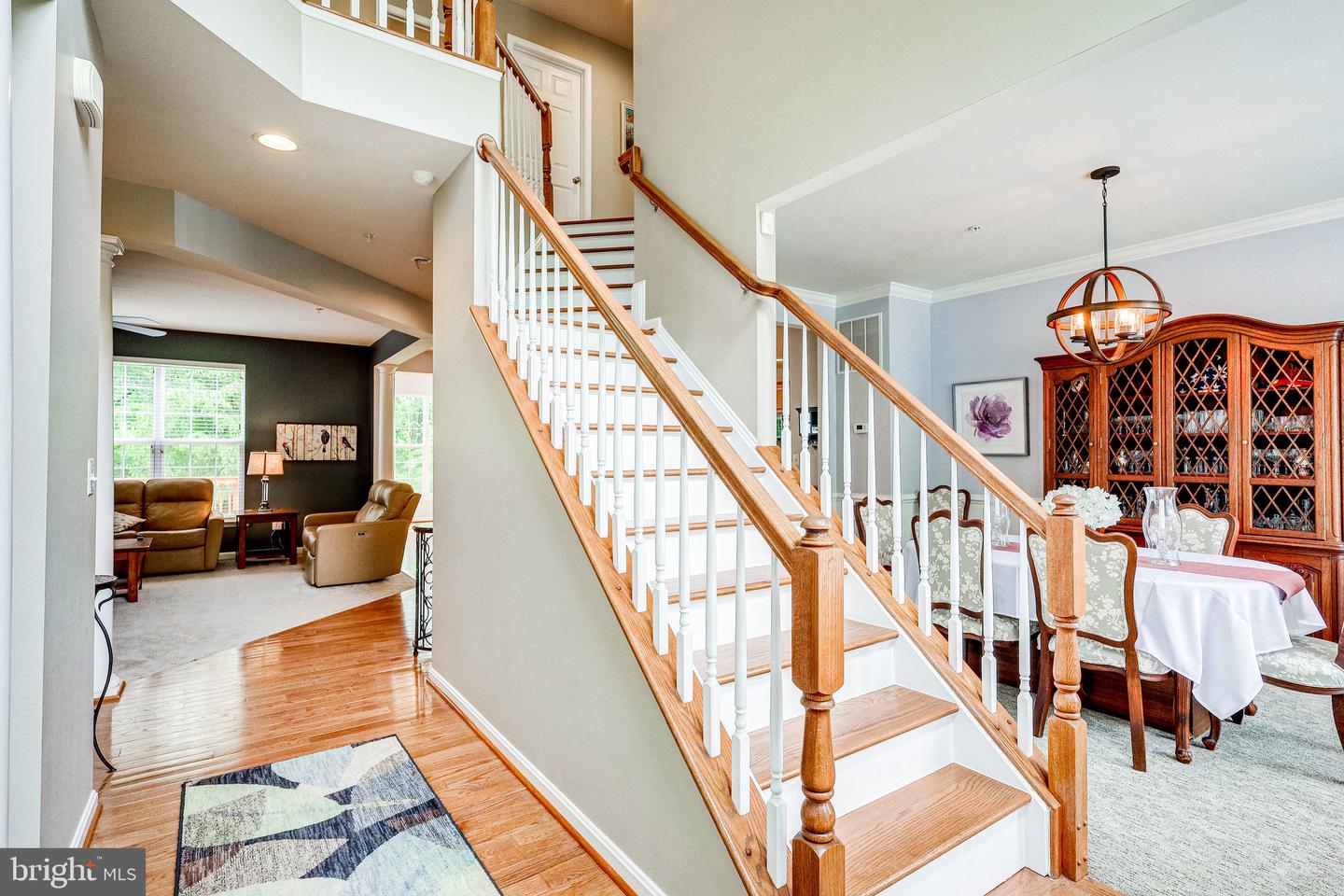 8800 Nancy LANE