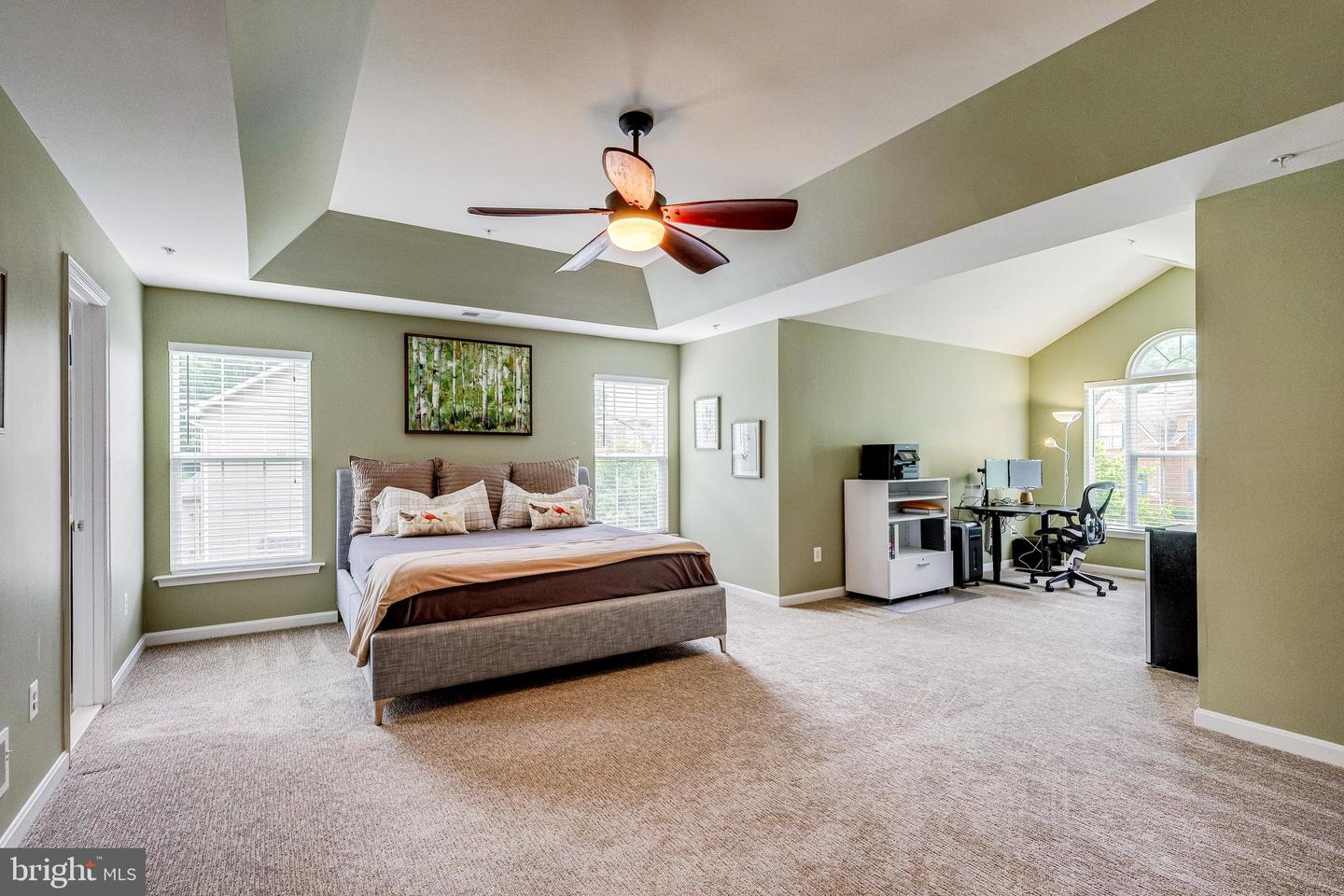 8800 Nancy LANE