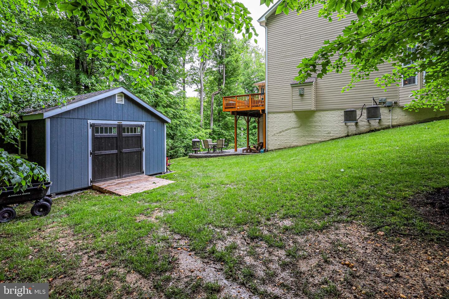 8800 Nancy LANE