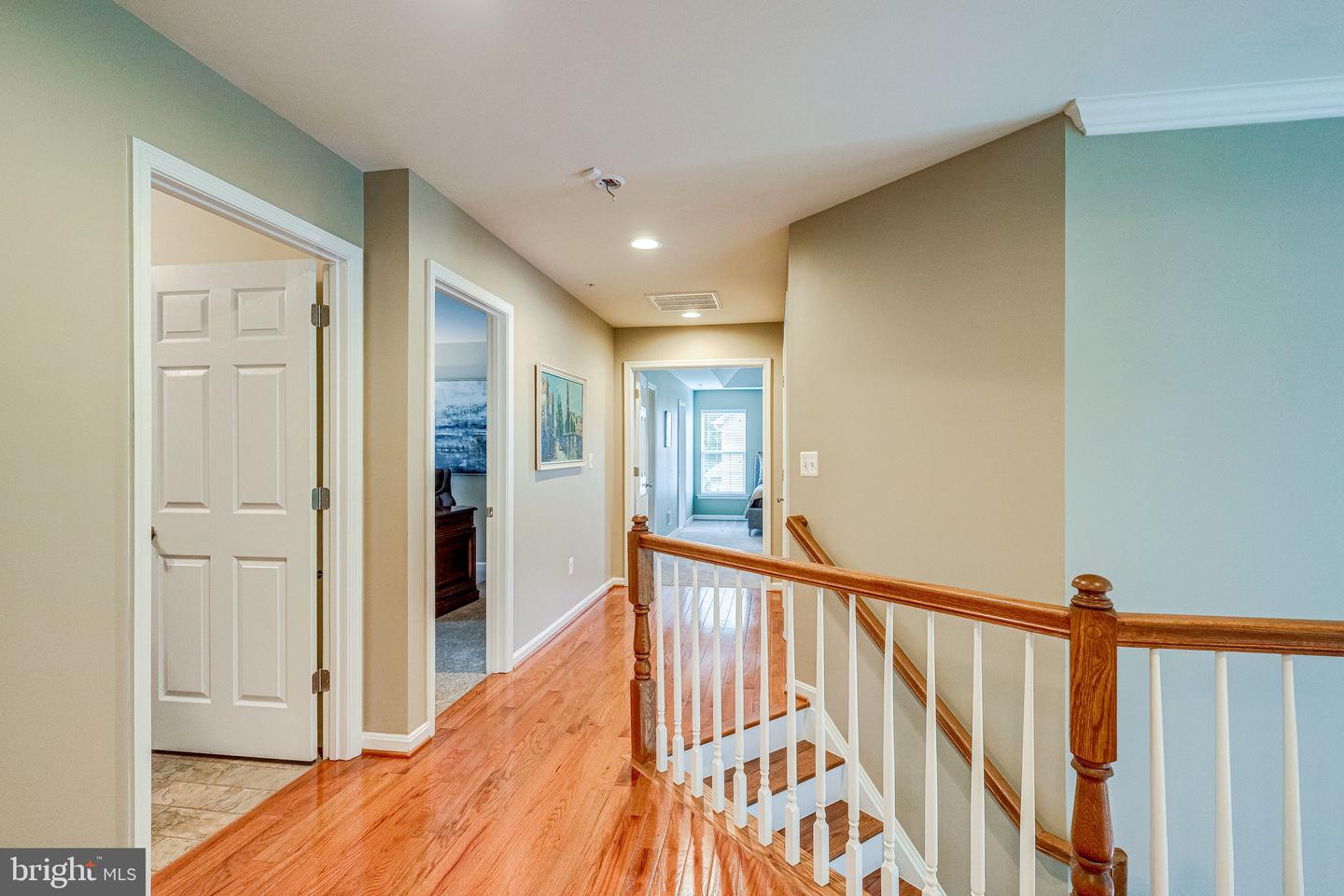 8800 Nancy LANE