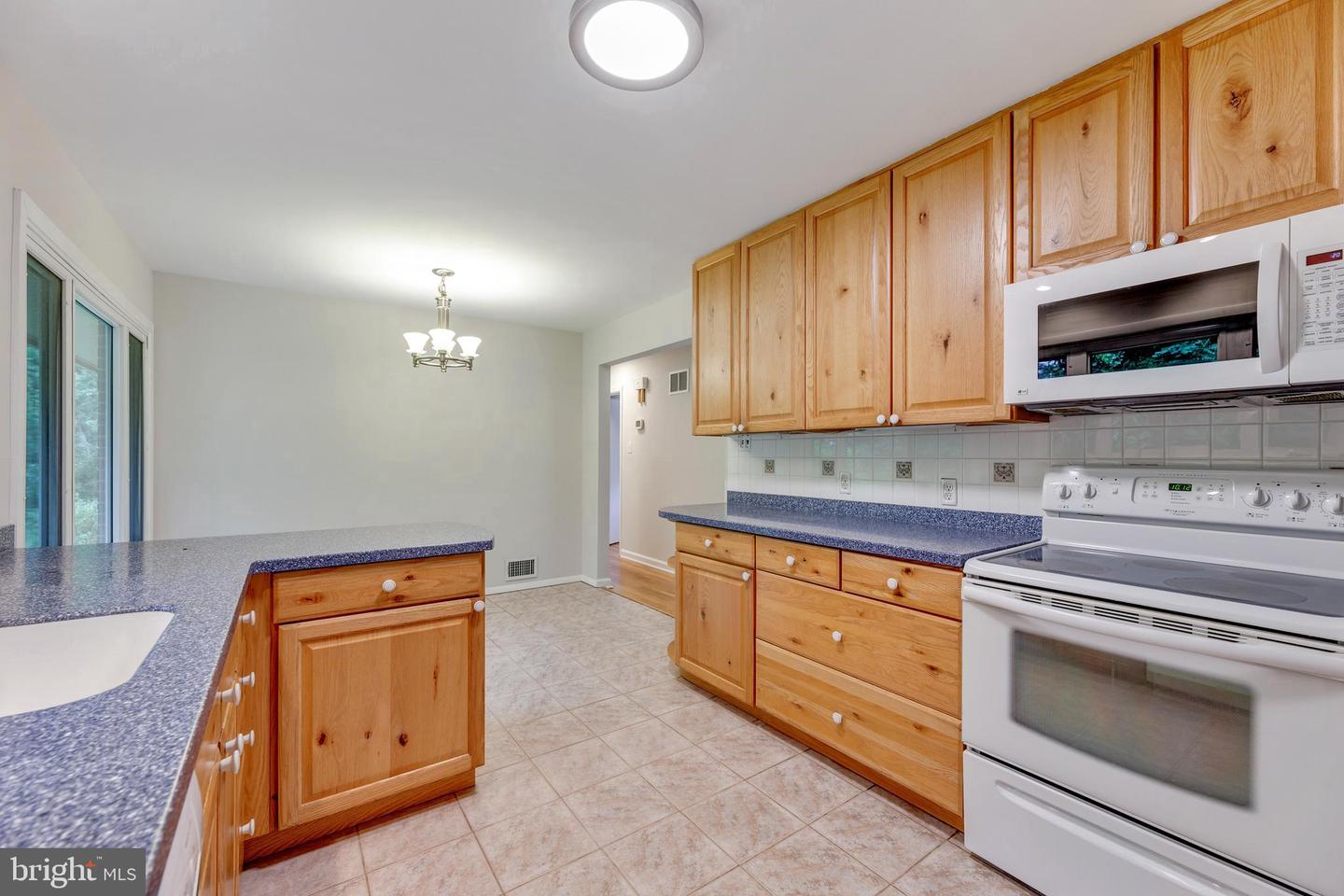 7105 Muir DRIVE