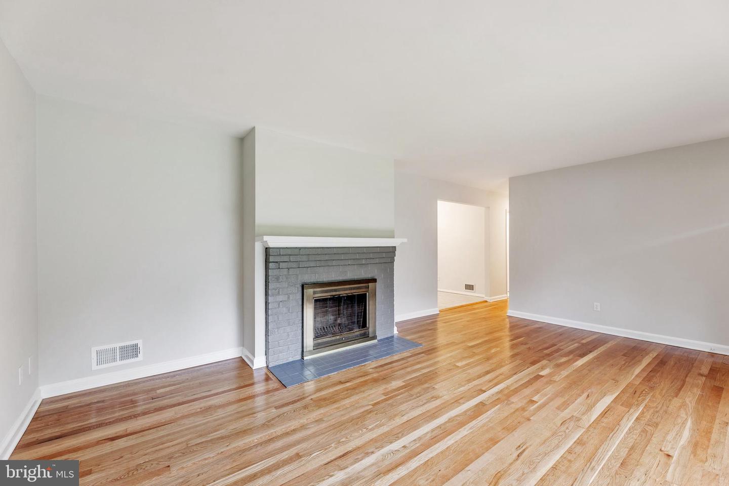 7105 Muir DRIVE