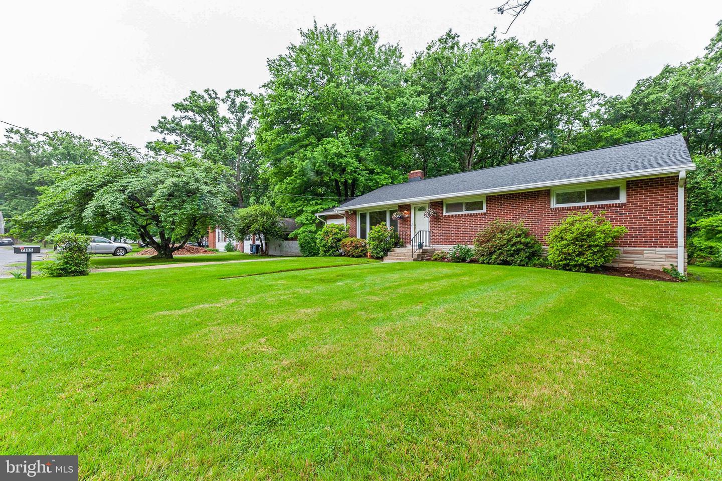 7105 Muir DRIVE