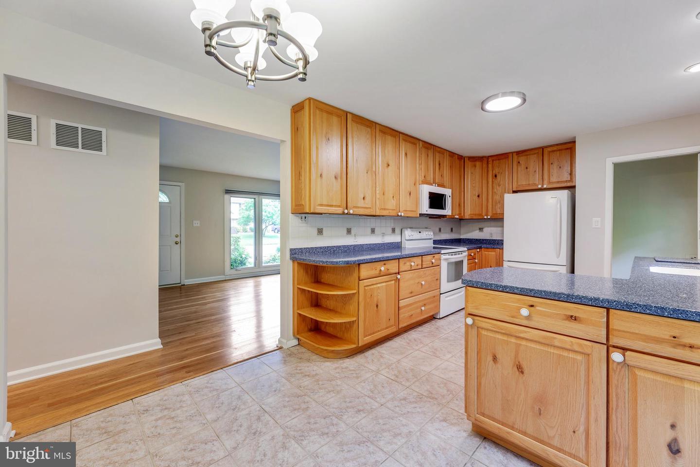 7105 Muir DRIVE