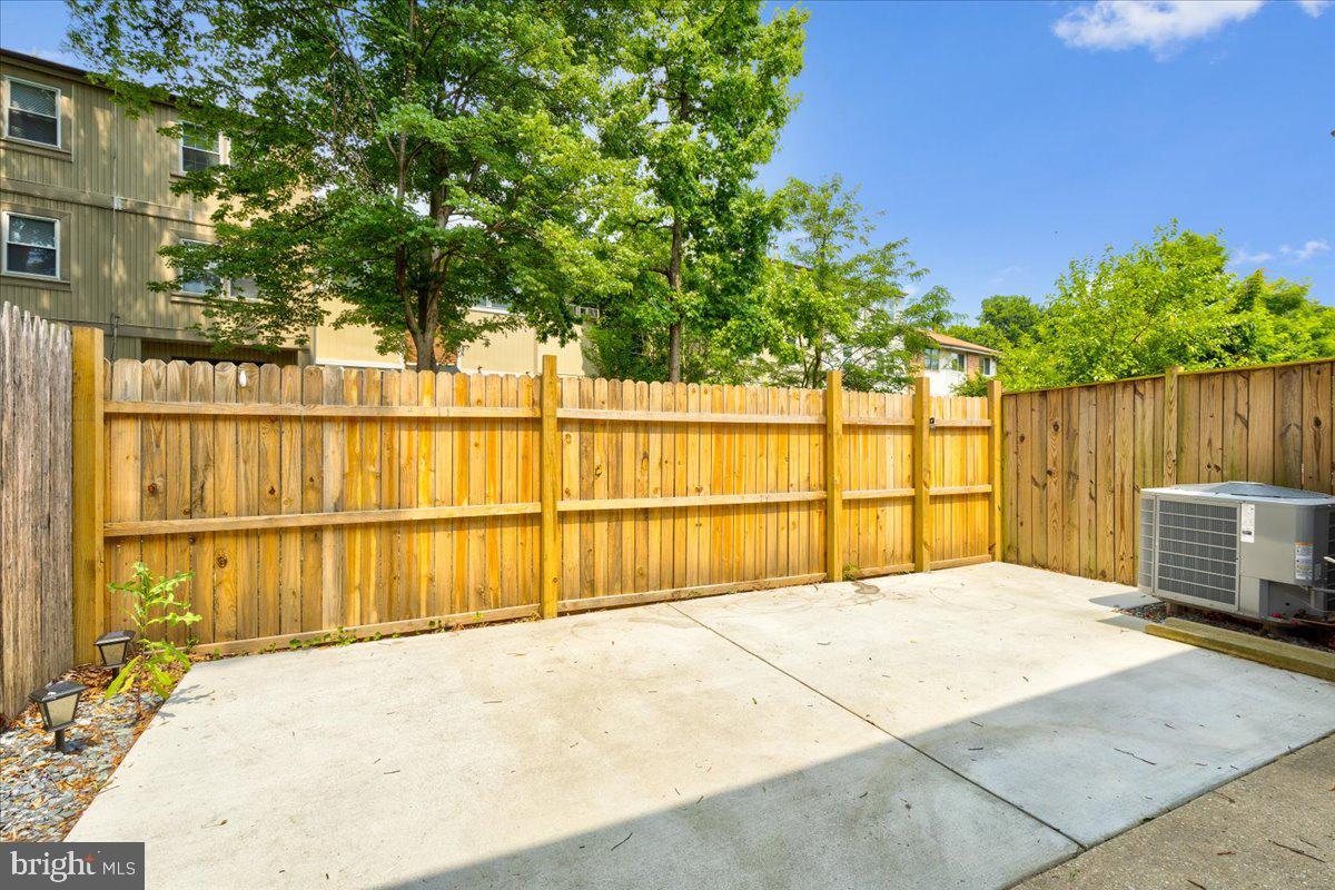 6511 Buckland COURT