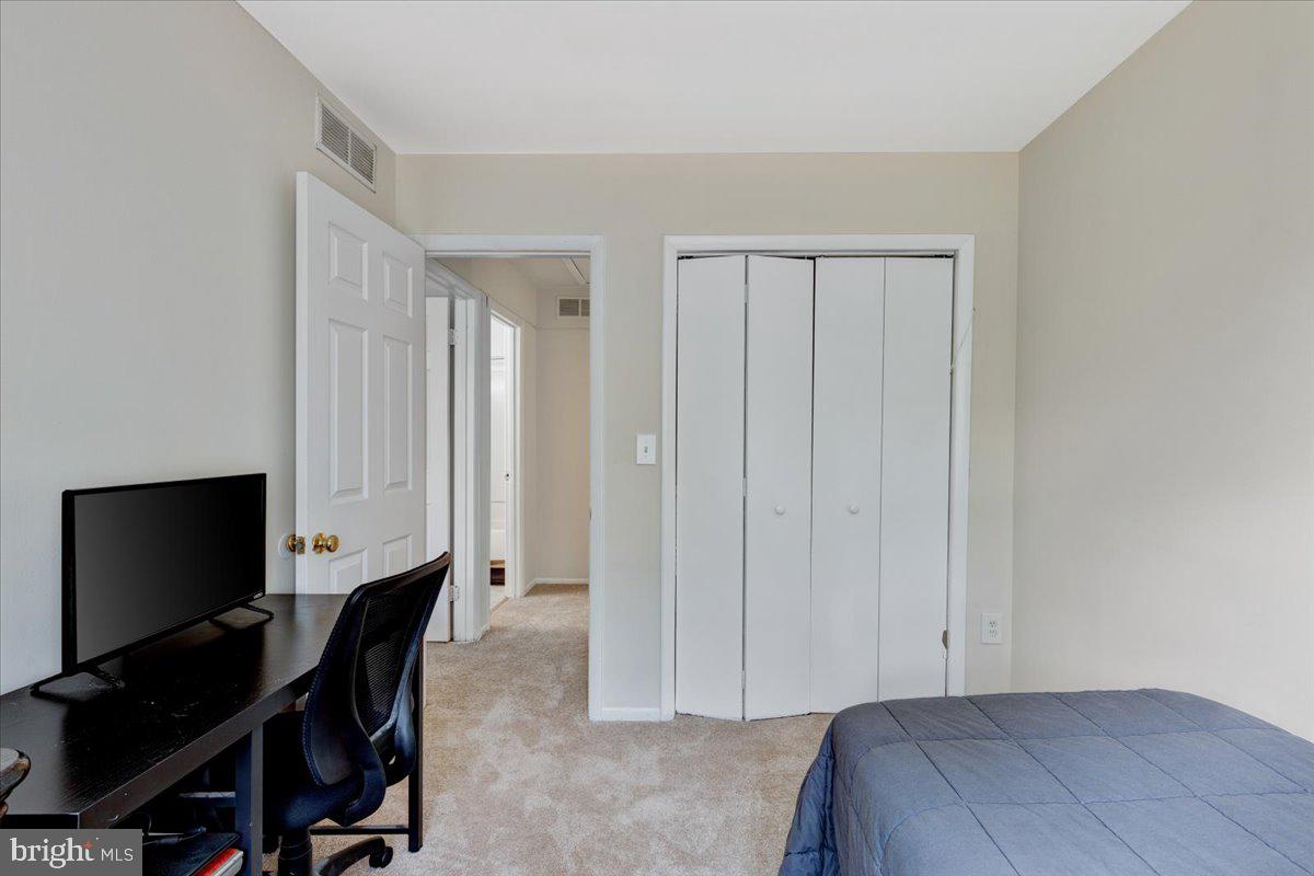 6511 Buckland COURT