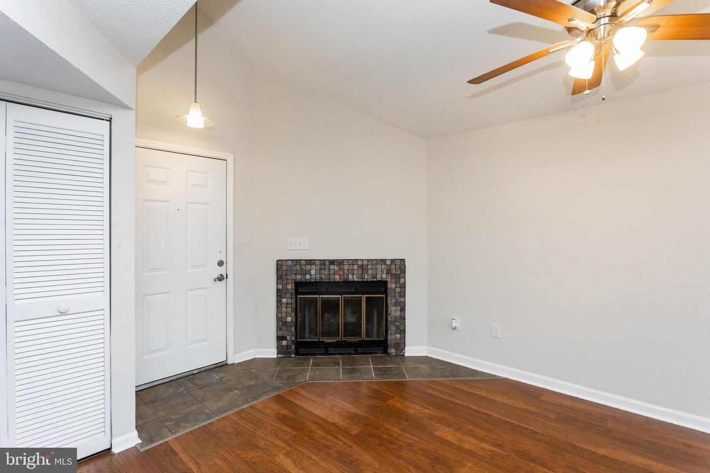 15829 Easthaven COURT Unit: 103