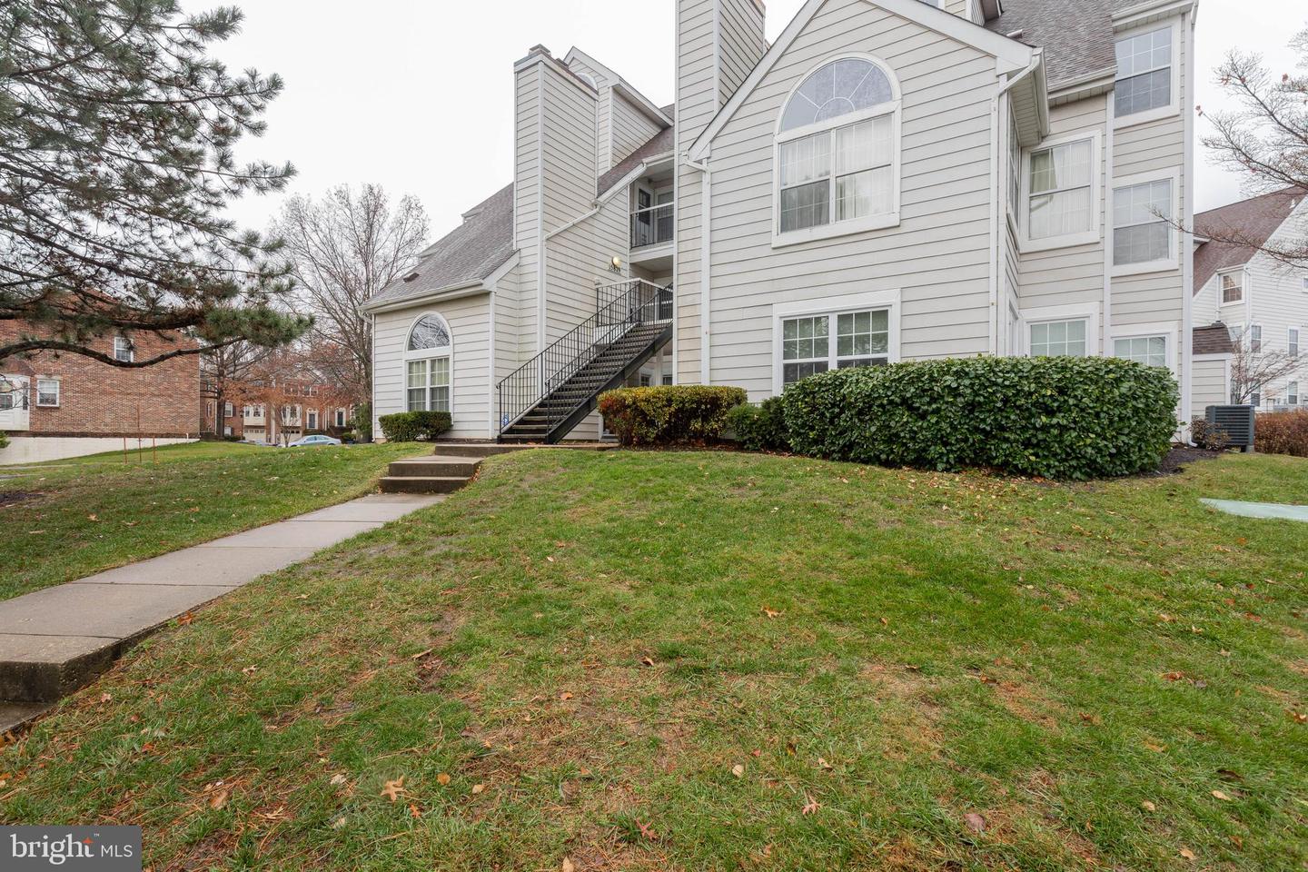 15829 Easthaven COURT Unit: 103