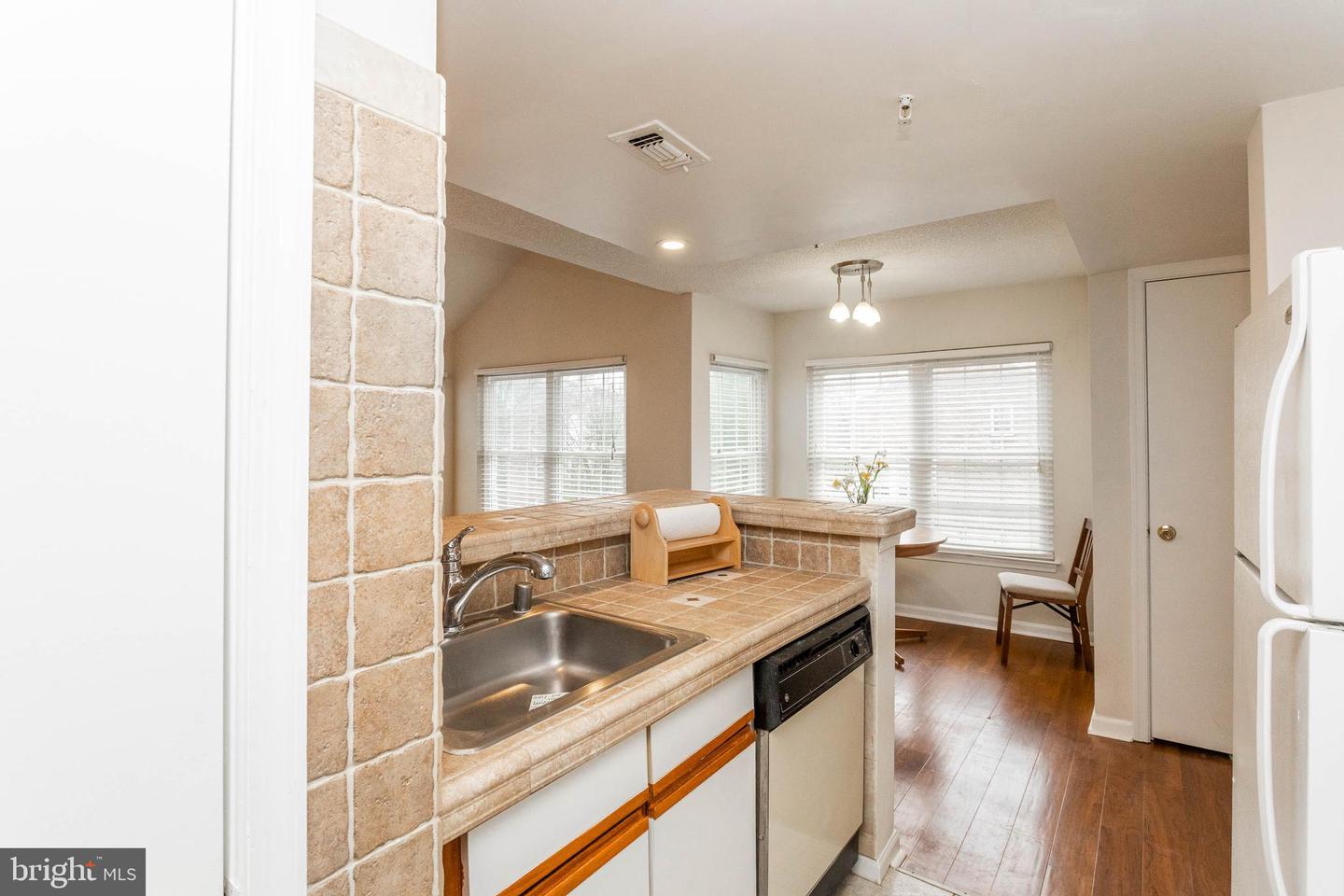 15829 Easthaven COURT Unit: 103