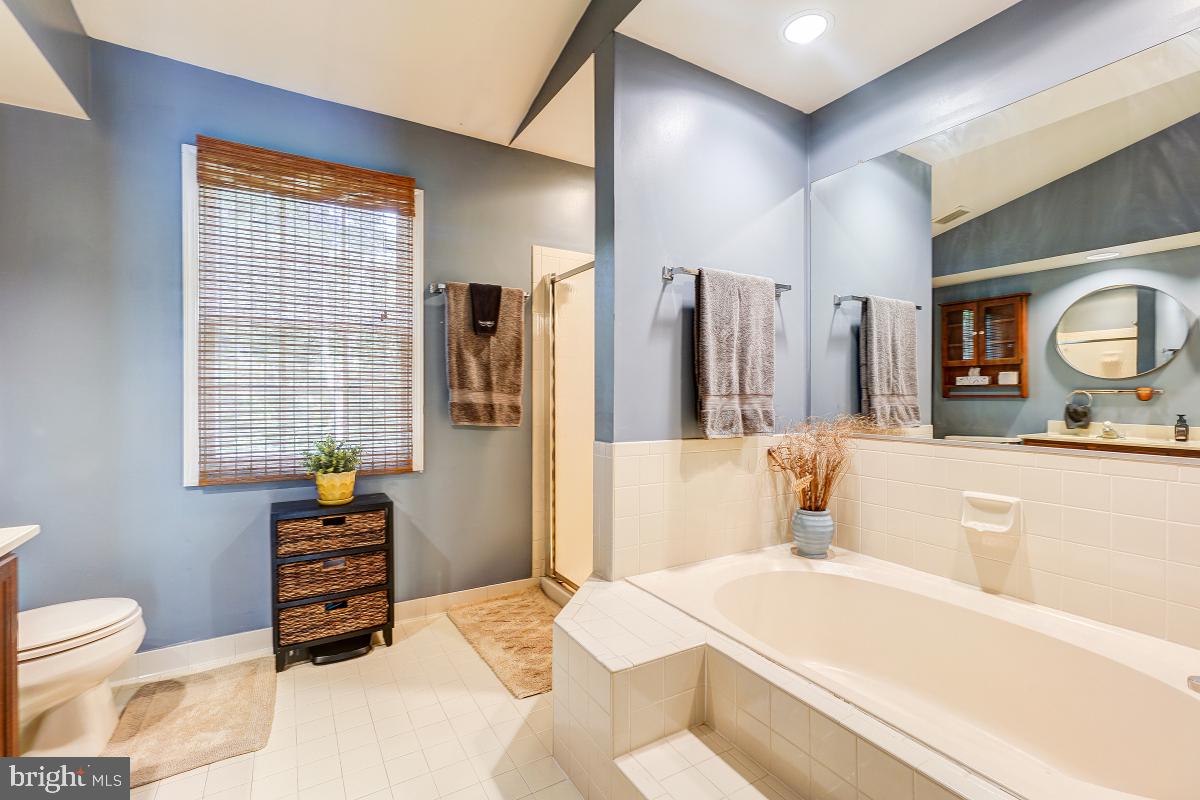 15409 Pine Tree COURT