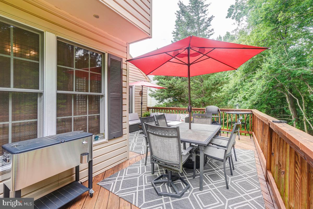15409 Pine Tree COURT