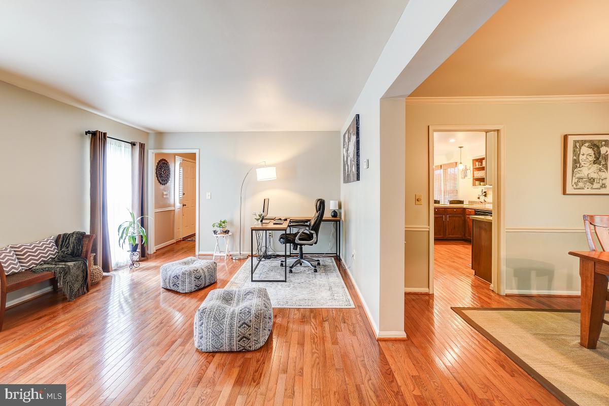 15409 Pine Tree COURT