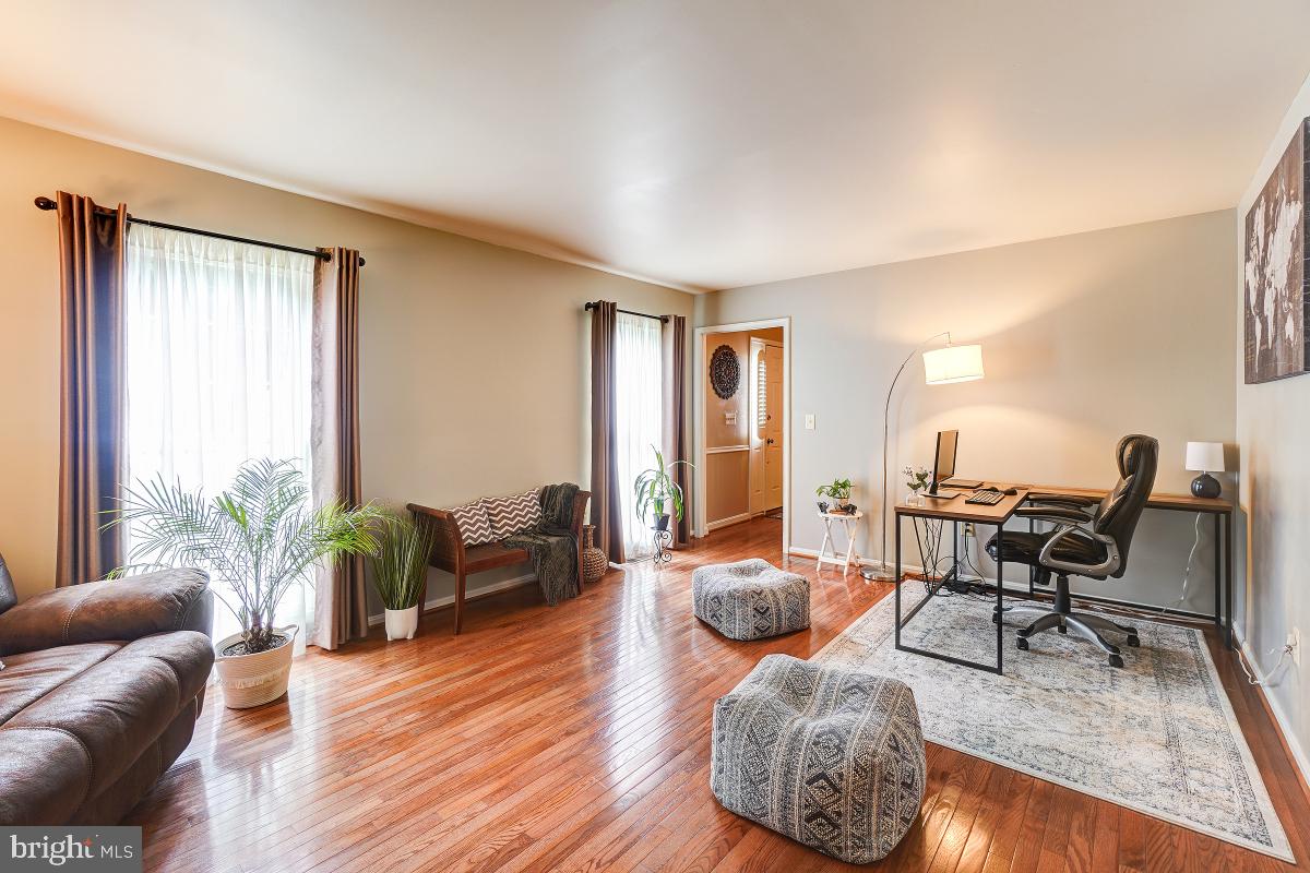 15409 Pine Tree COURT