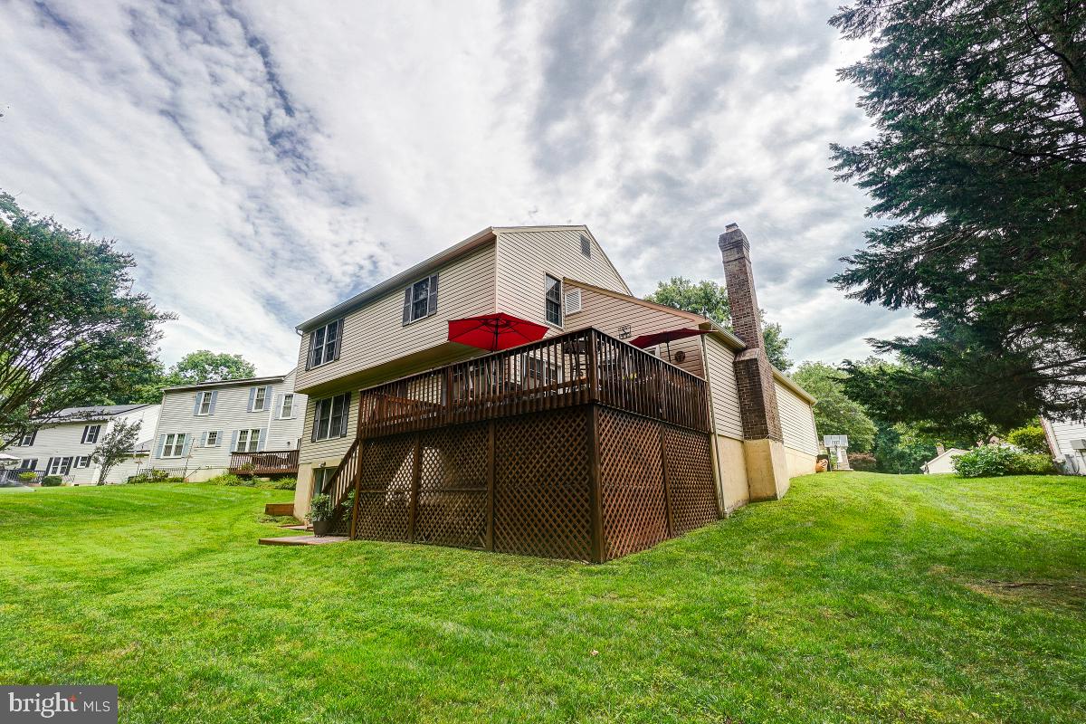 15409 Pine Tree COURT