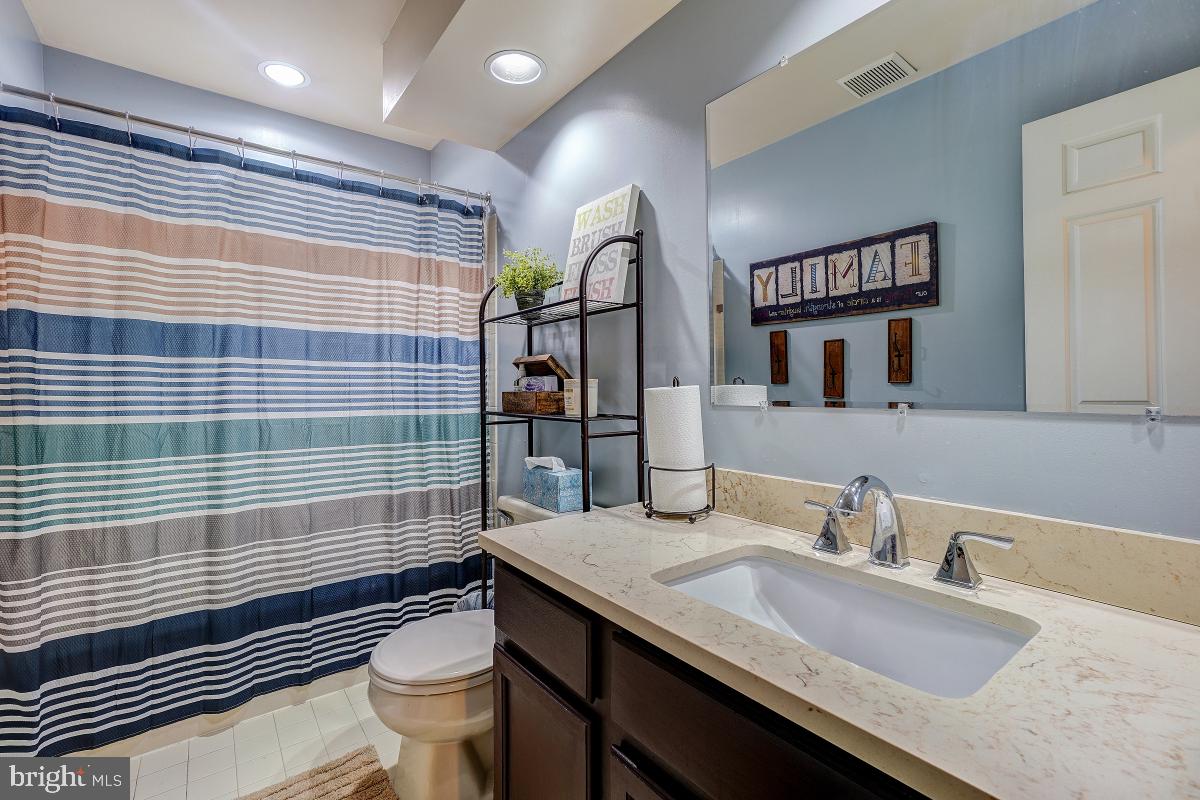 15409 Pine Tree COURT