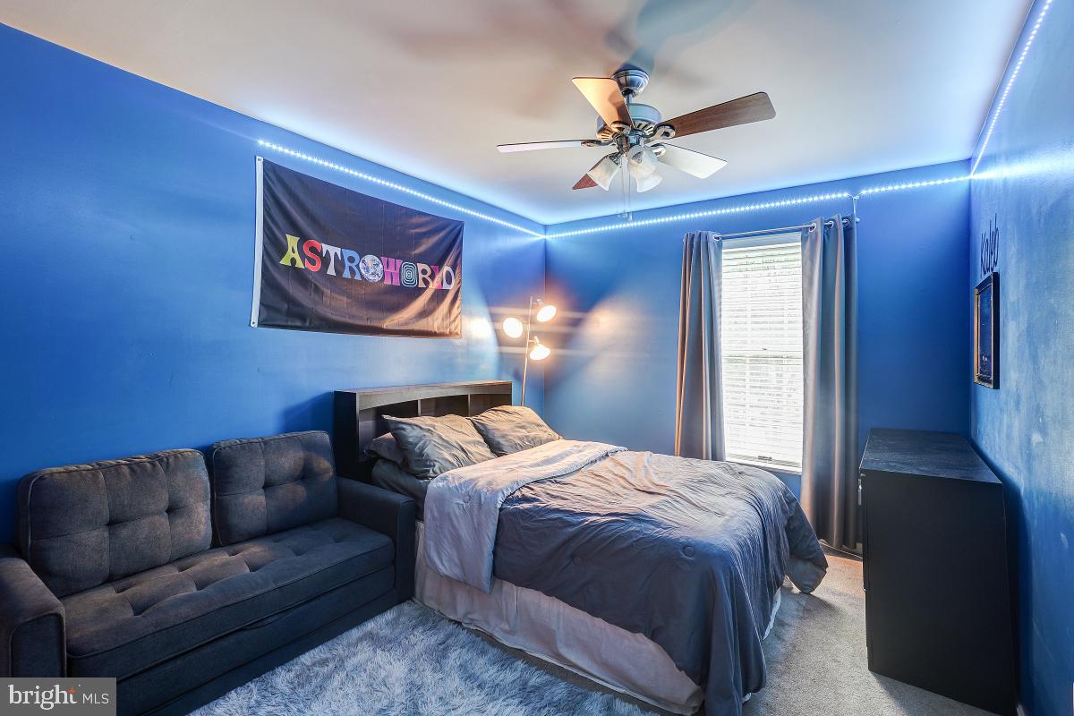 15409 Pine Tree COURT