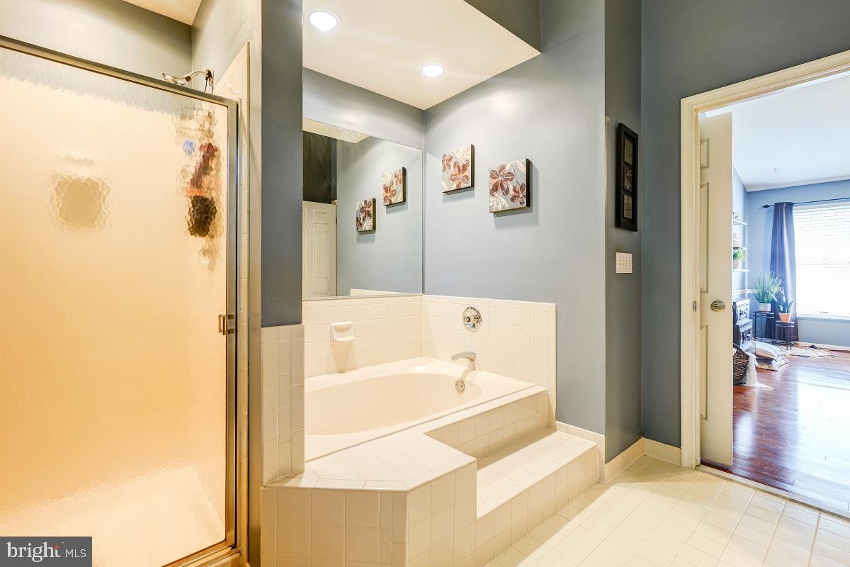 15409 Pine Tree COURT
