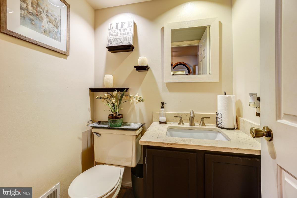 15409 Pine Tree COURT