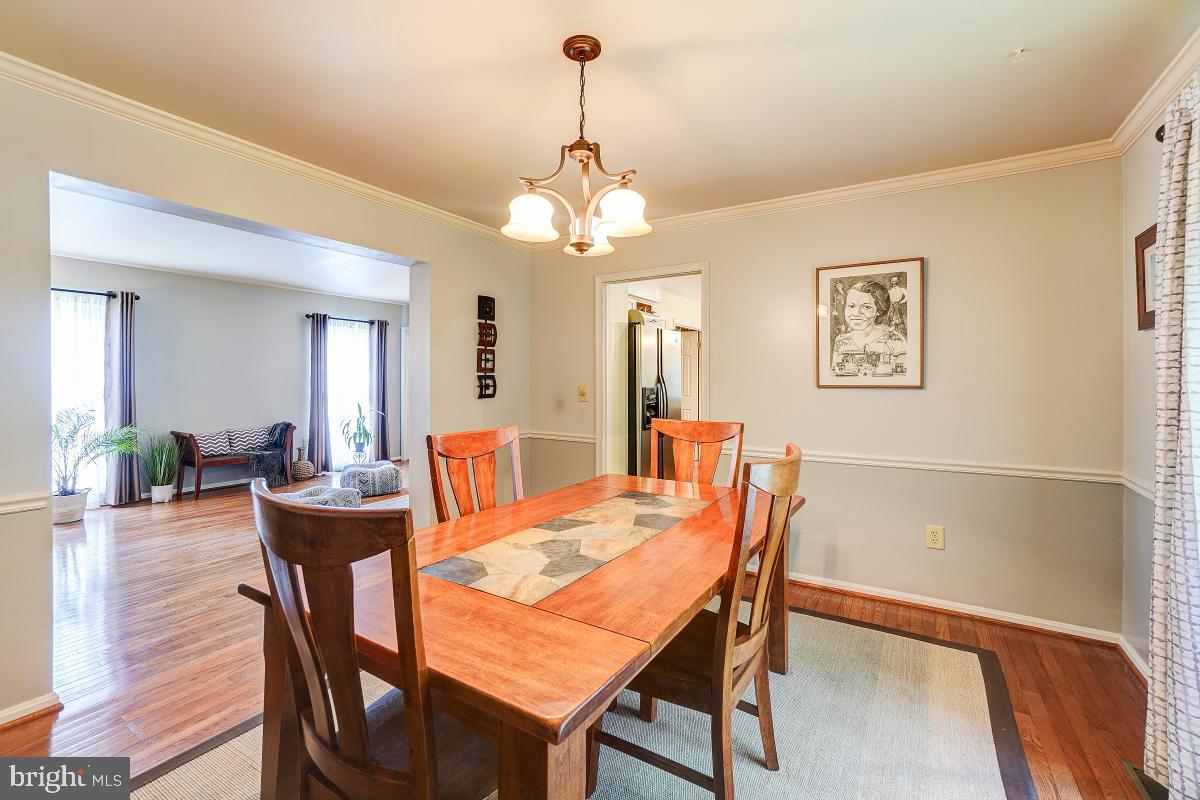 15409 Pine Tree COURT