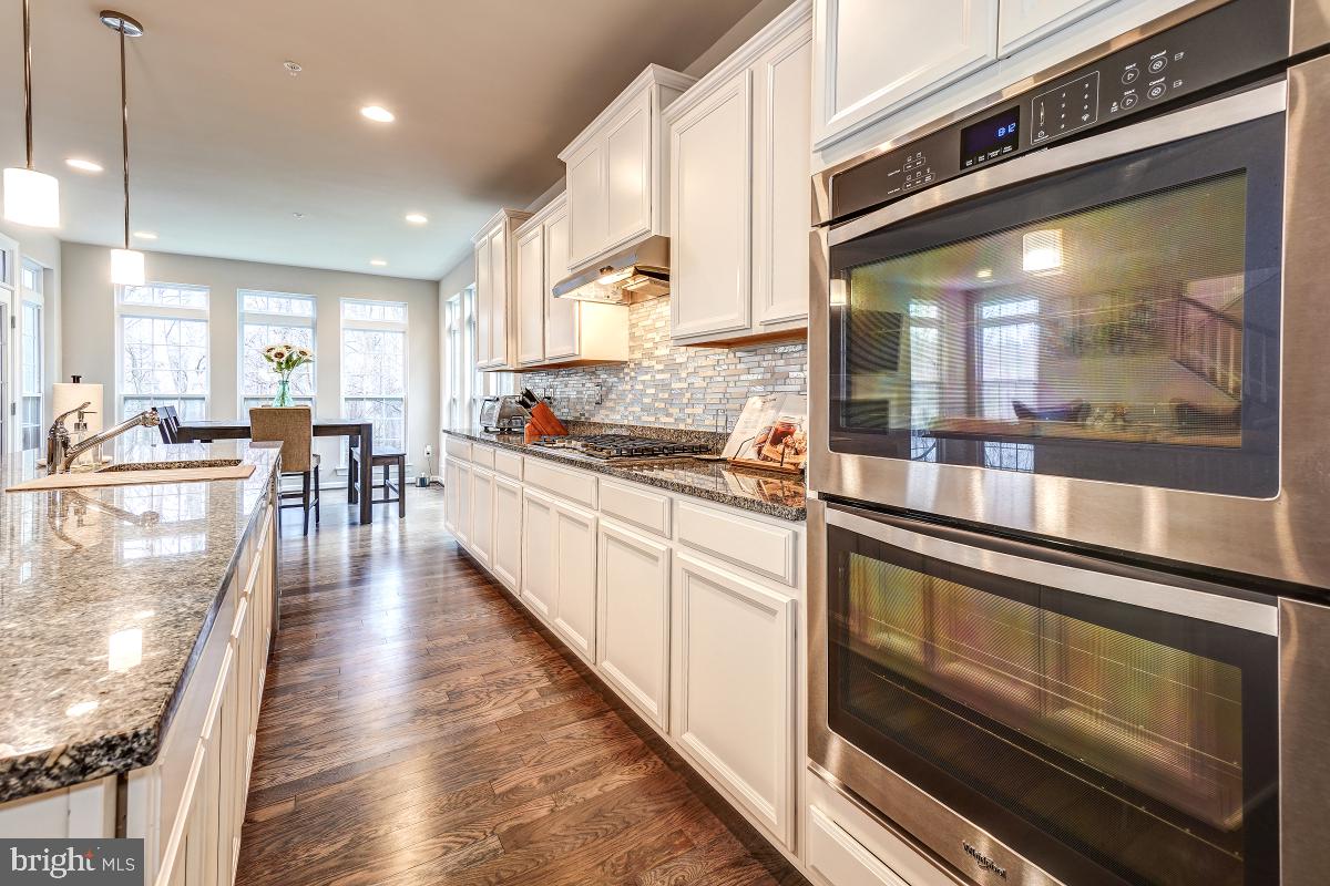 6204 Oglethorpe Mill DRIVE