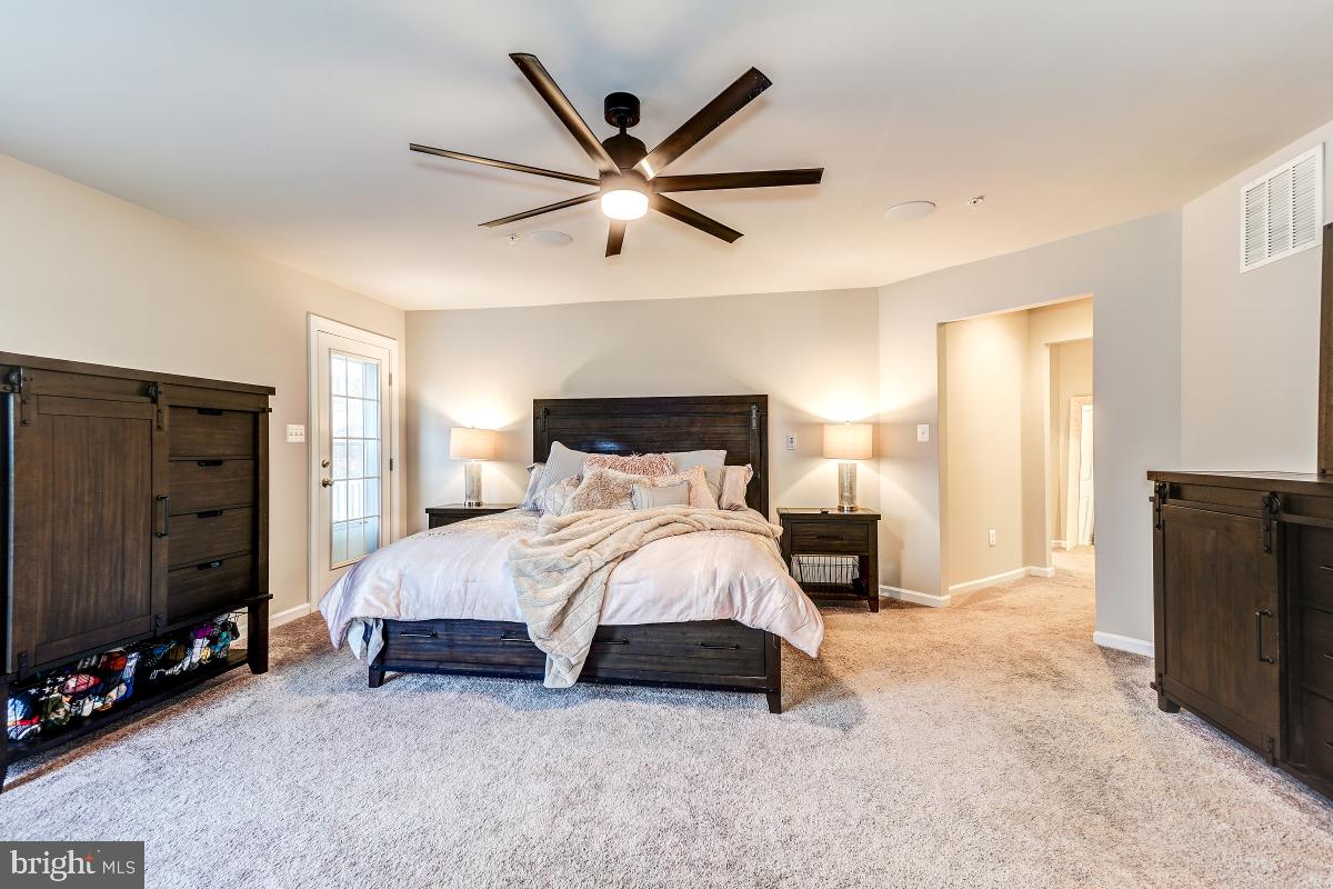 6204 Oglethorpe Mill DRIVE