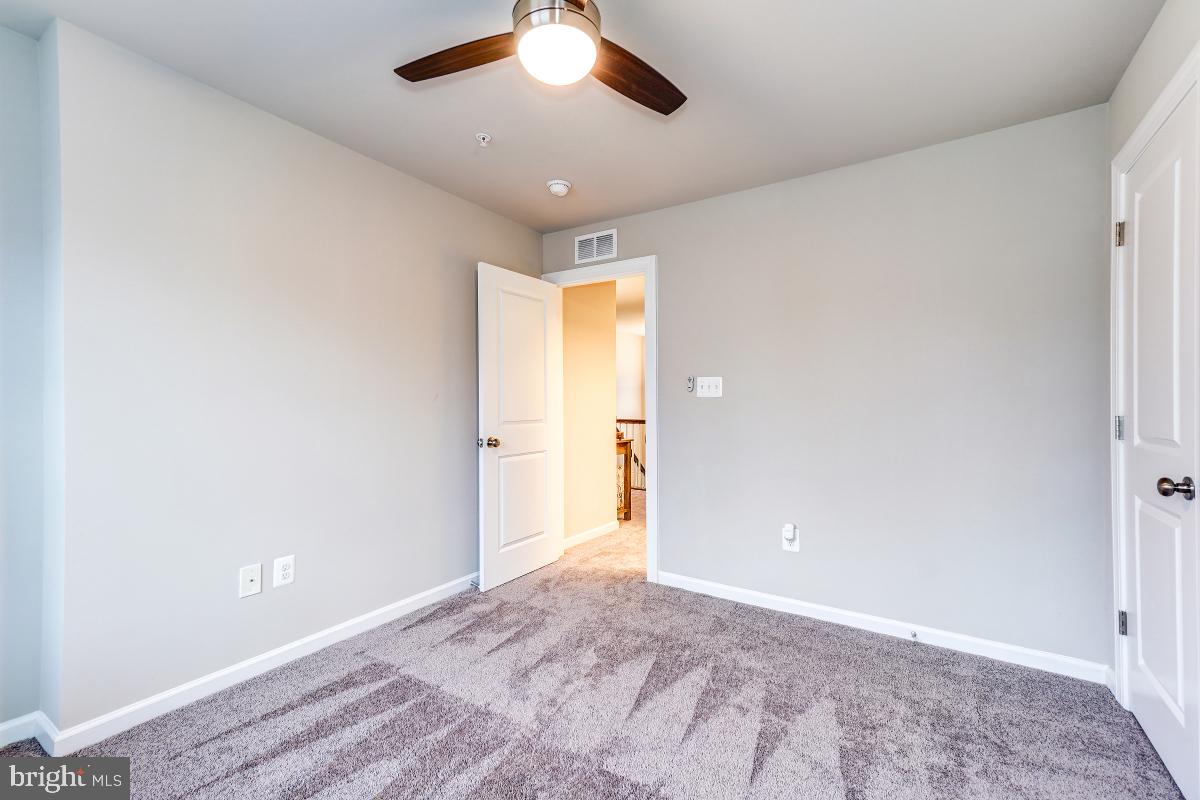 6204 Oglethorpe Mill DRIVE