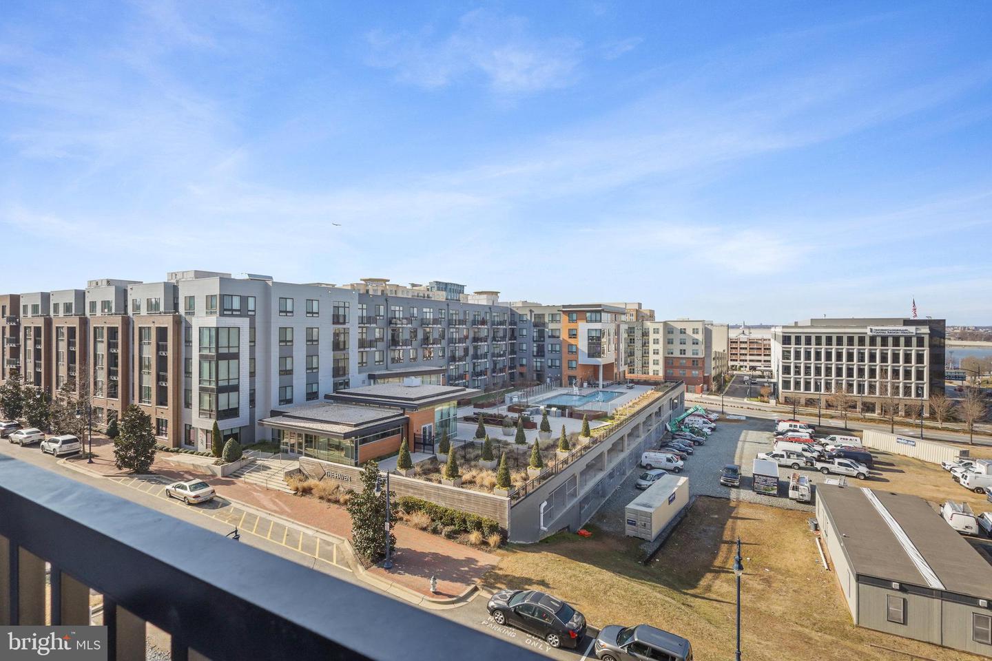 100 Saint Ives PLACE Unit: 3004