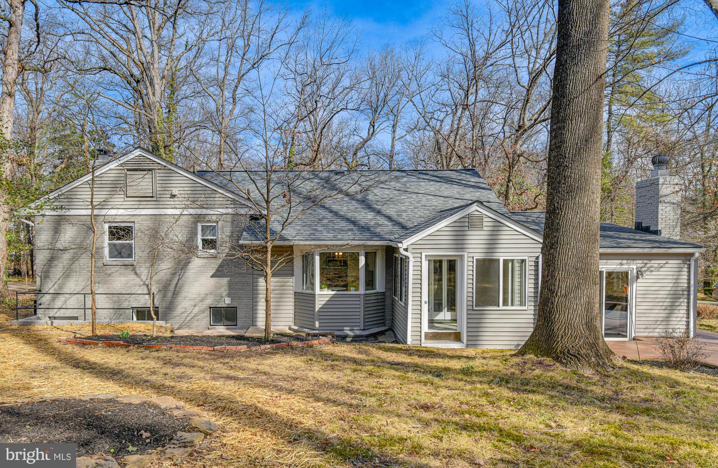 7008 Wells PARKWAY