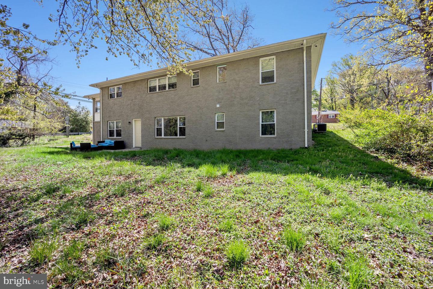 5114 Sharon ROAD