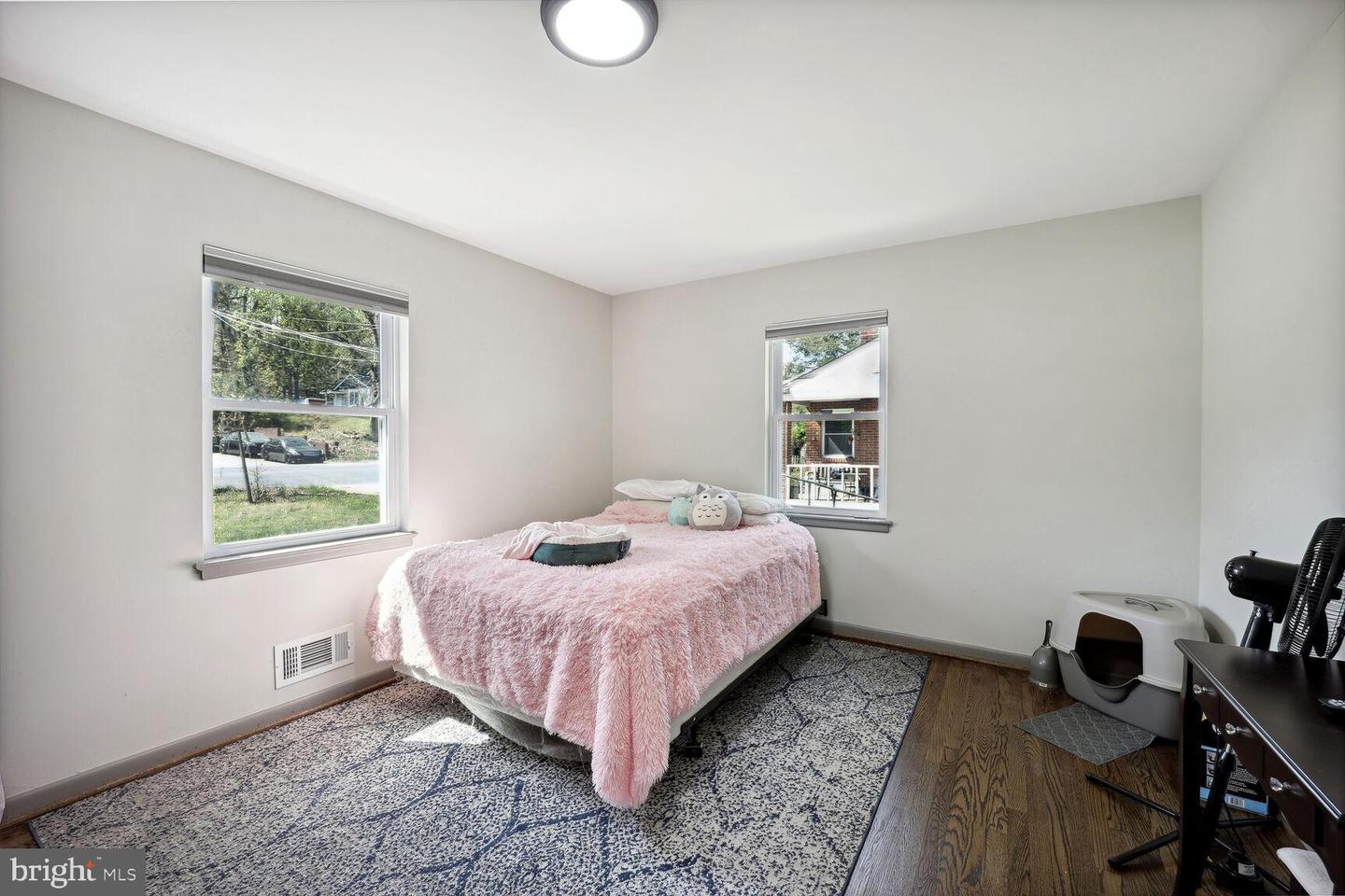 5114 Sharon ROAD