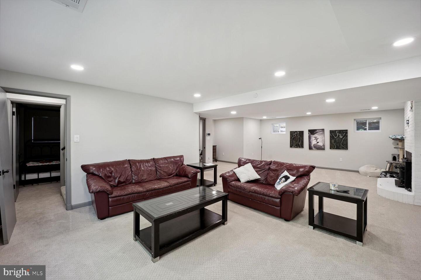 5114 Sharon ROAD