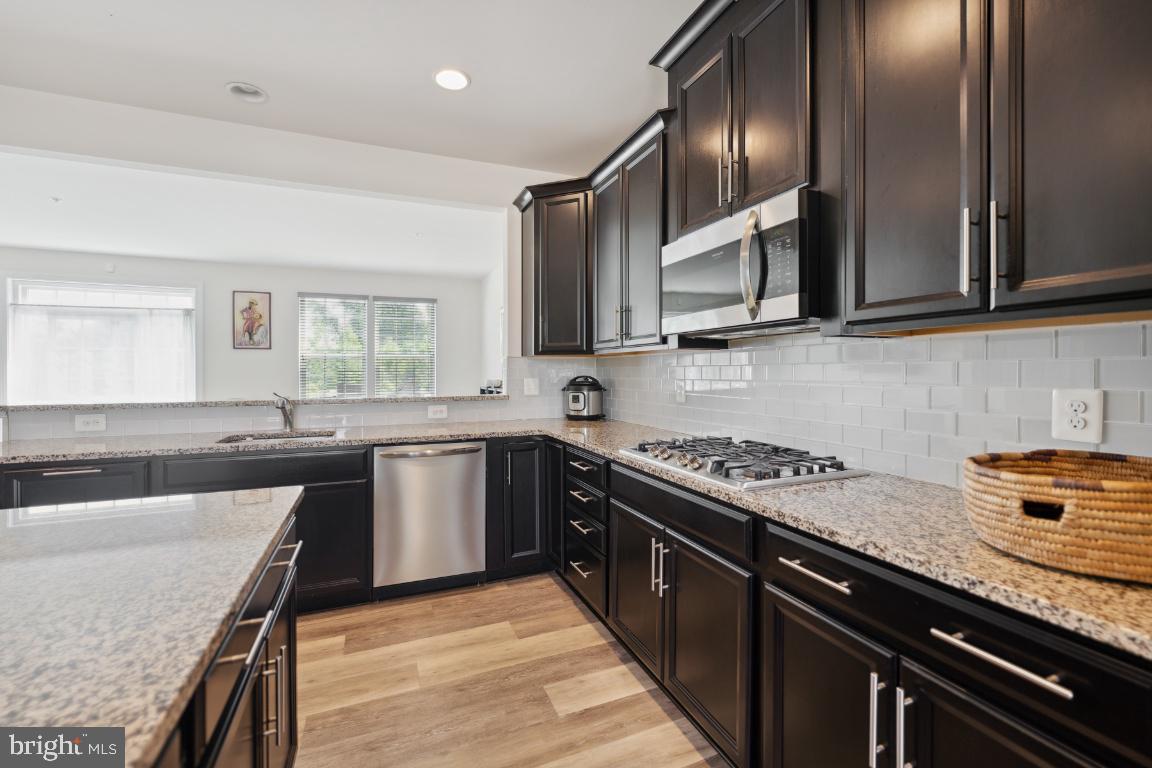 9177 Fox Stream WAY