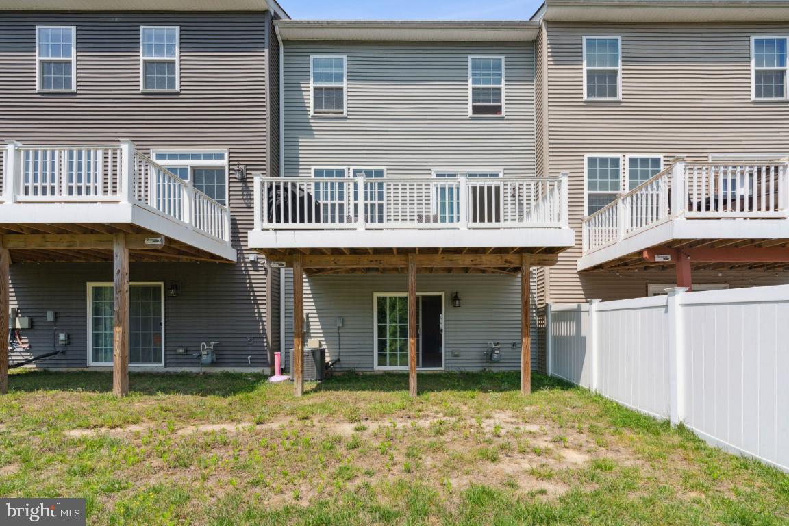 9177 Fox Stream WAY