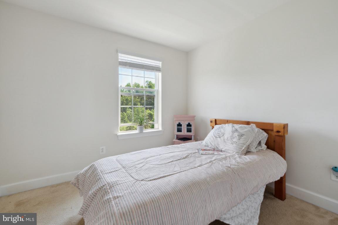 9177 Fox Stream WAY