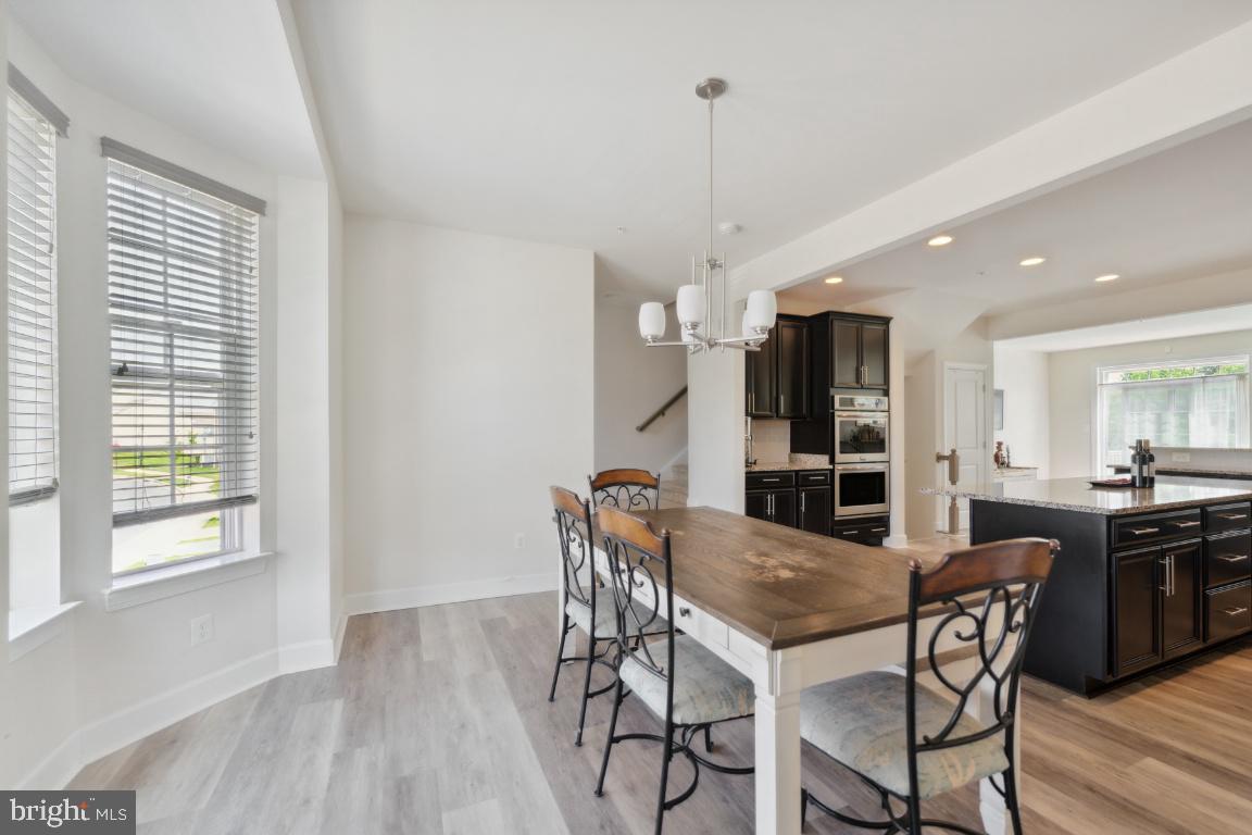 9177 Fox Stream WAY