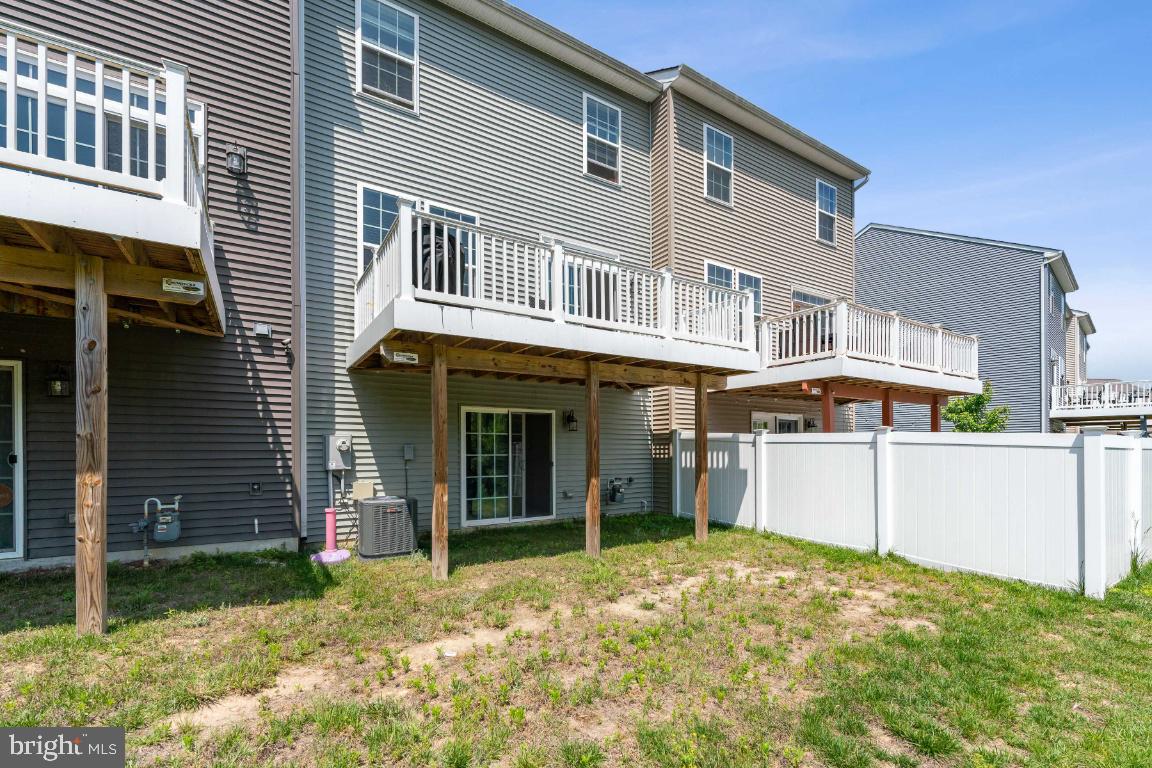 9177 Fox Stream WAY