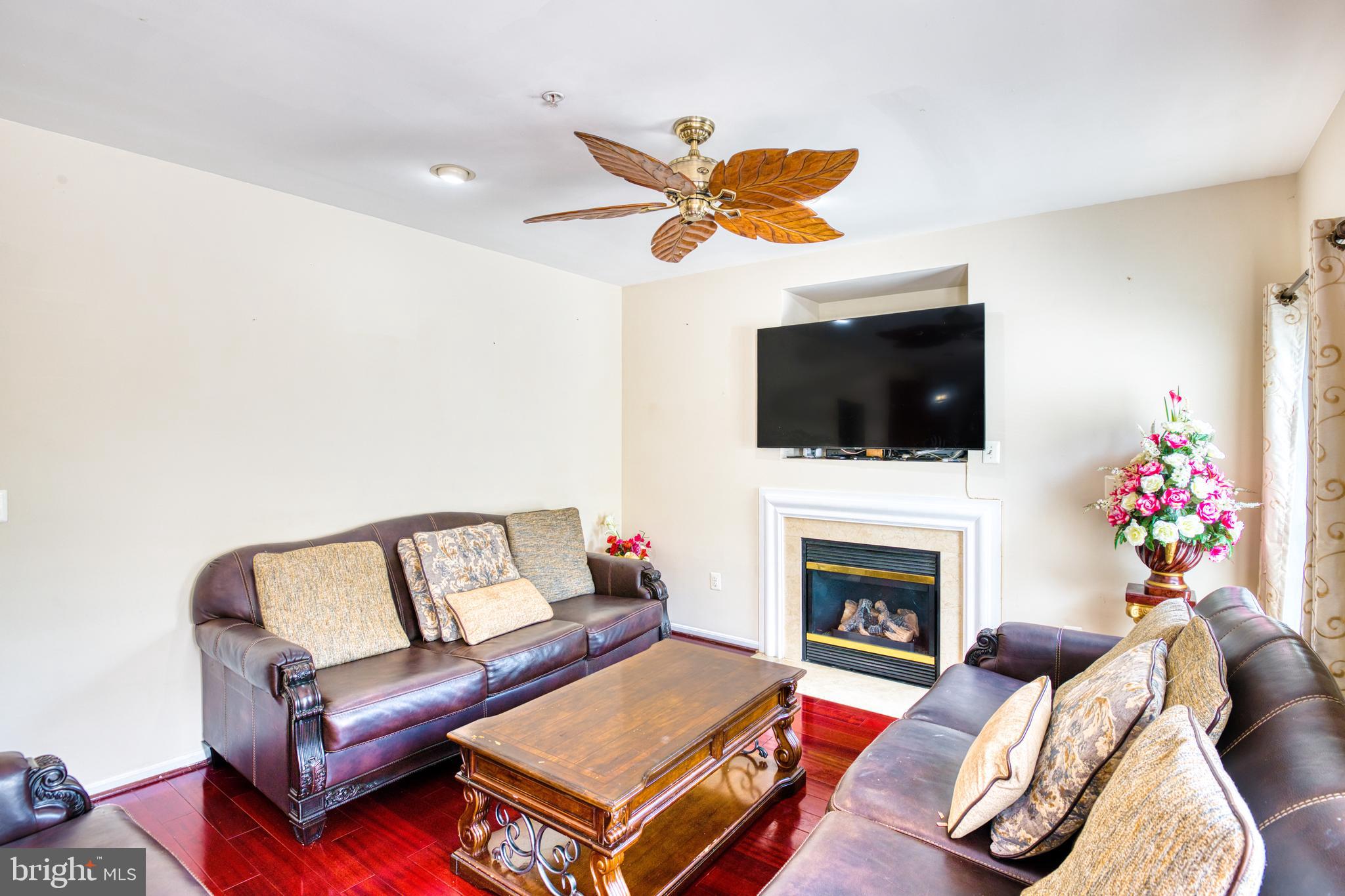 2602 Orchard Summit COURT
