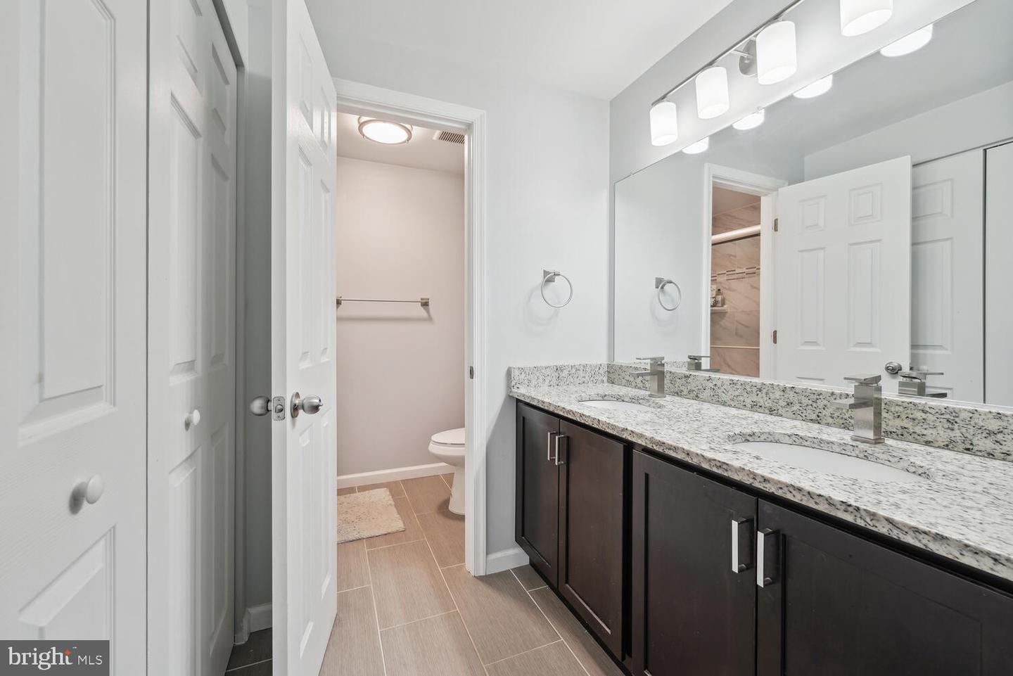 10411 Outlook COURT