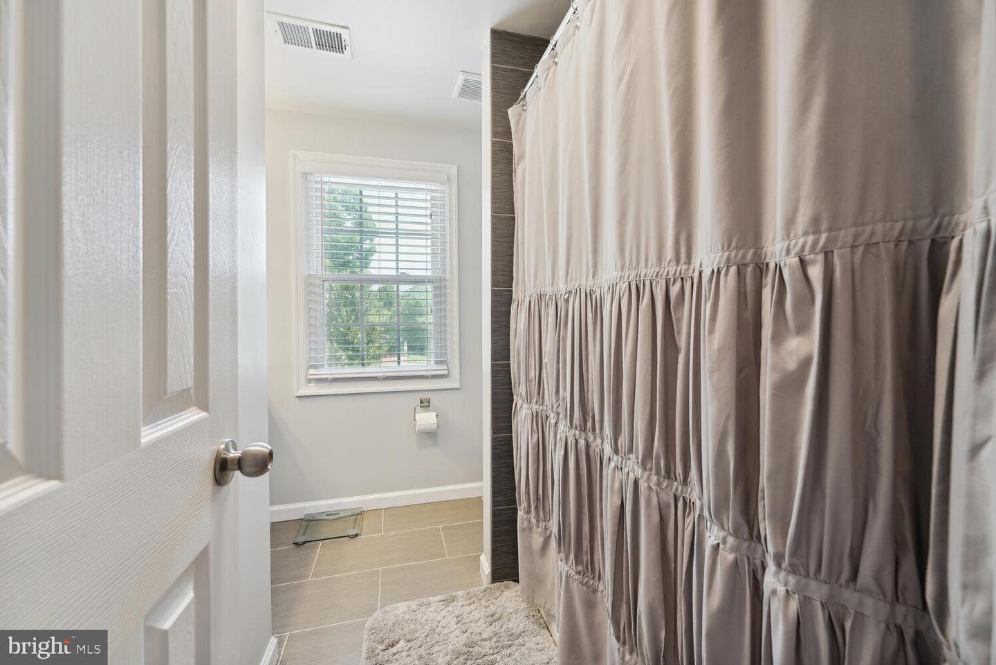 10411 Outlook COURT