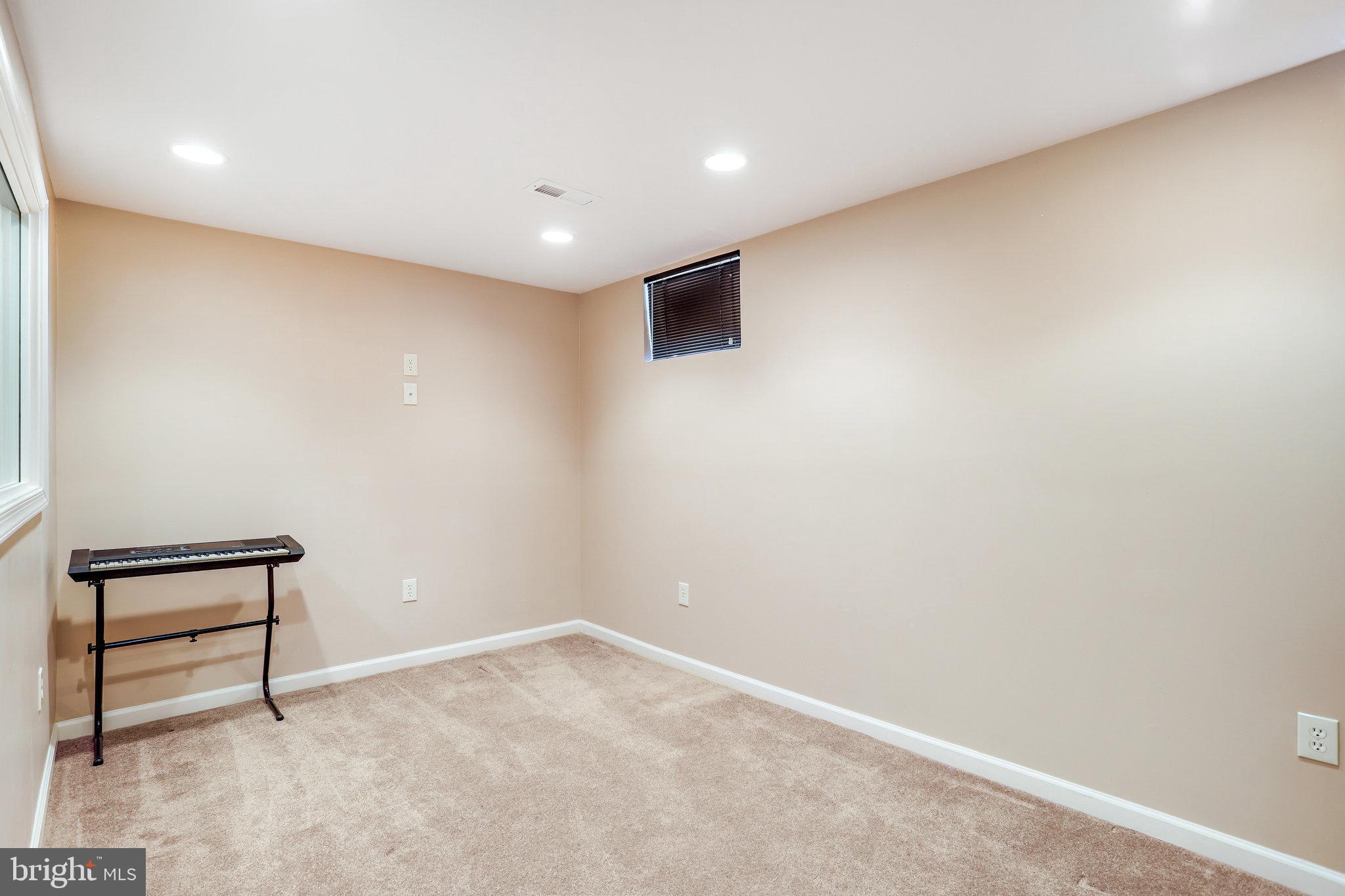 11511 Canterbury COURT