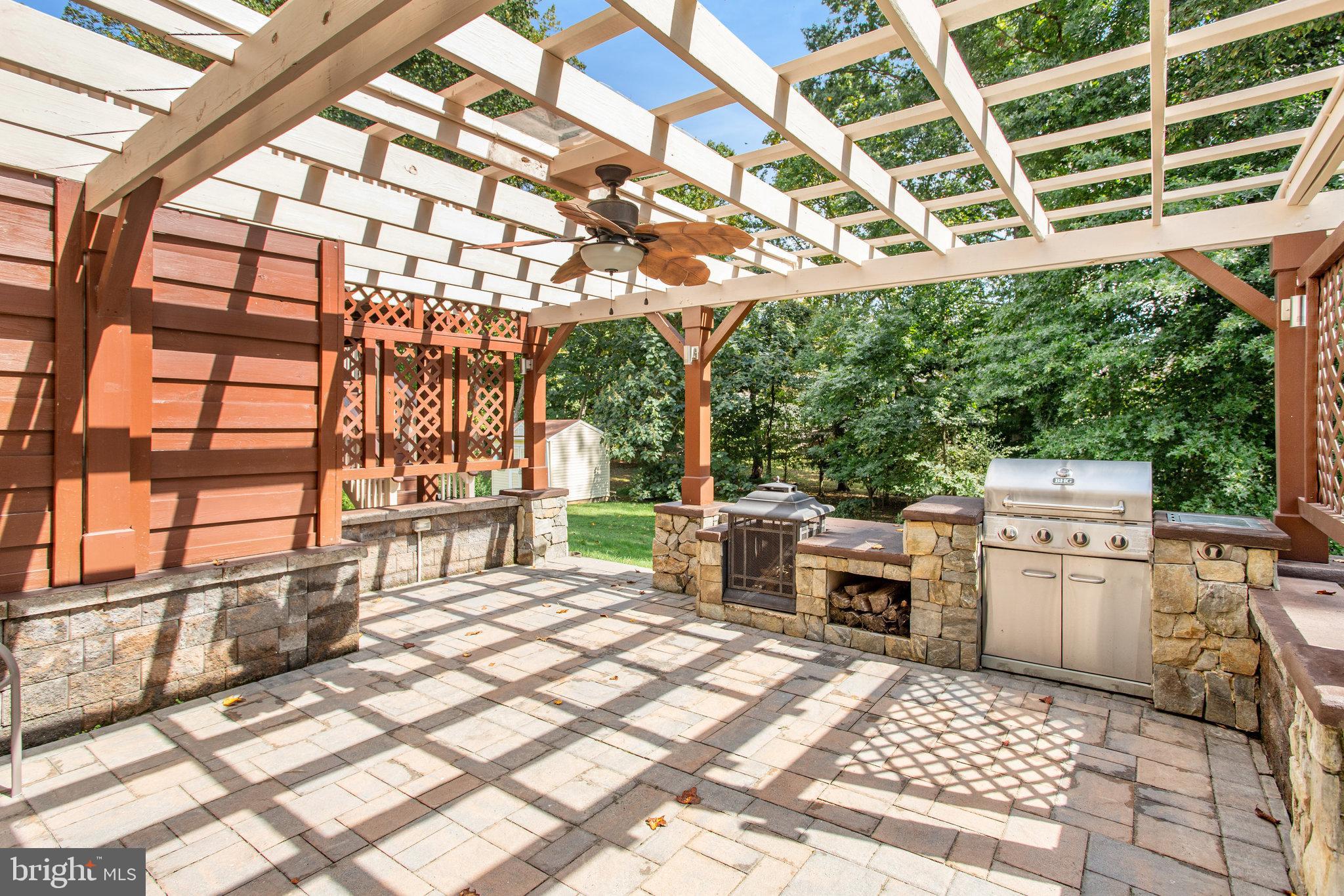 11511 Canterbury COURT