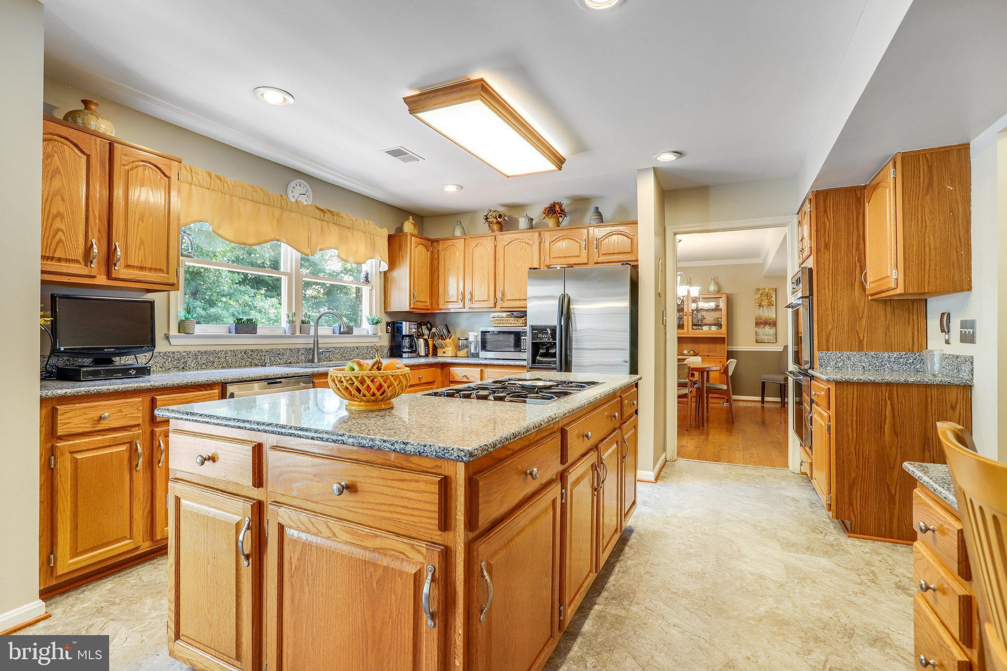 11511 Canterbury COURT