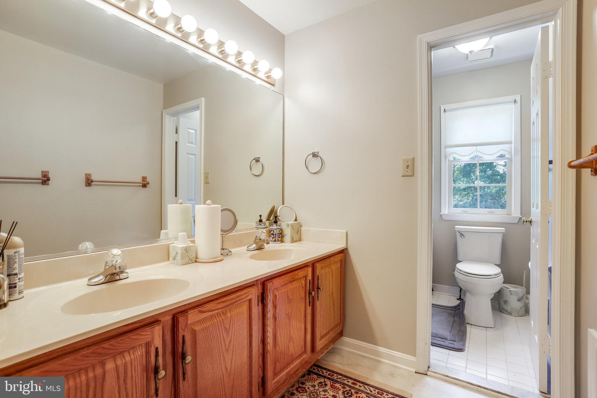 11511 Canterbury COURT