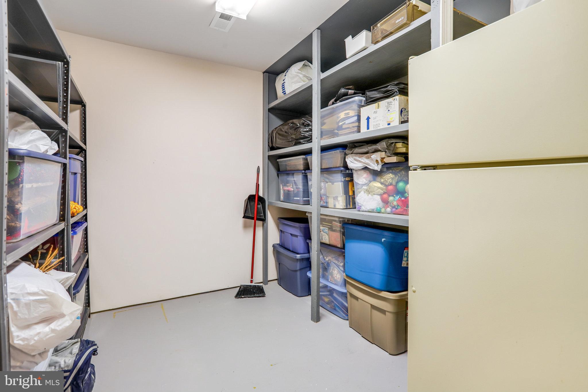 11511 Canterbury COURT