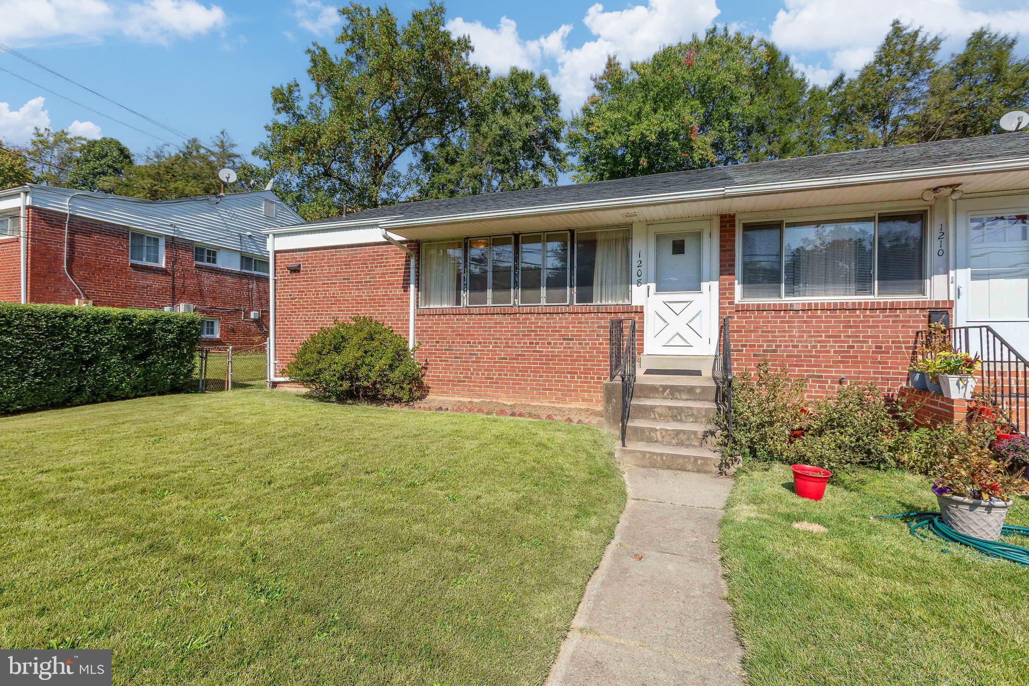 1208 Ruatan STREET