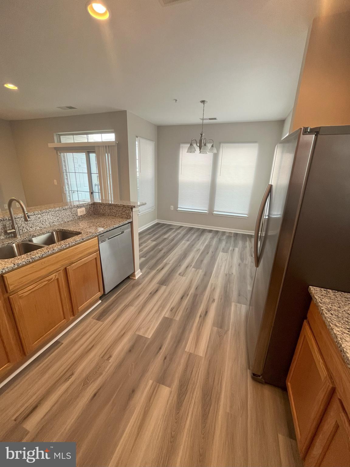 1321 Karen BOULEVARD Unit: 302