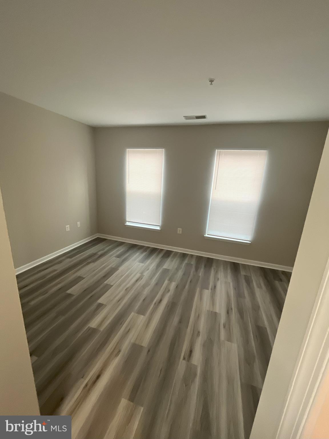 1321 Karen BOULEVARD Unit: 302